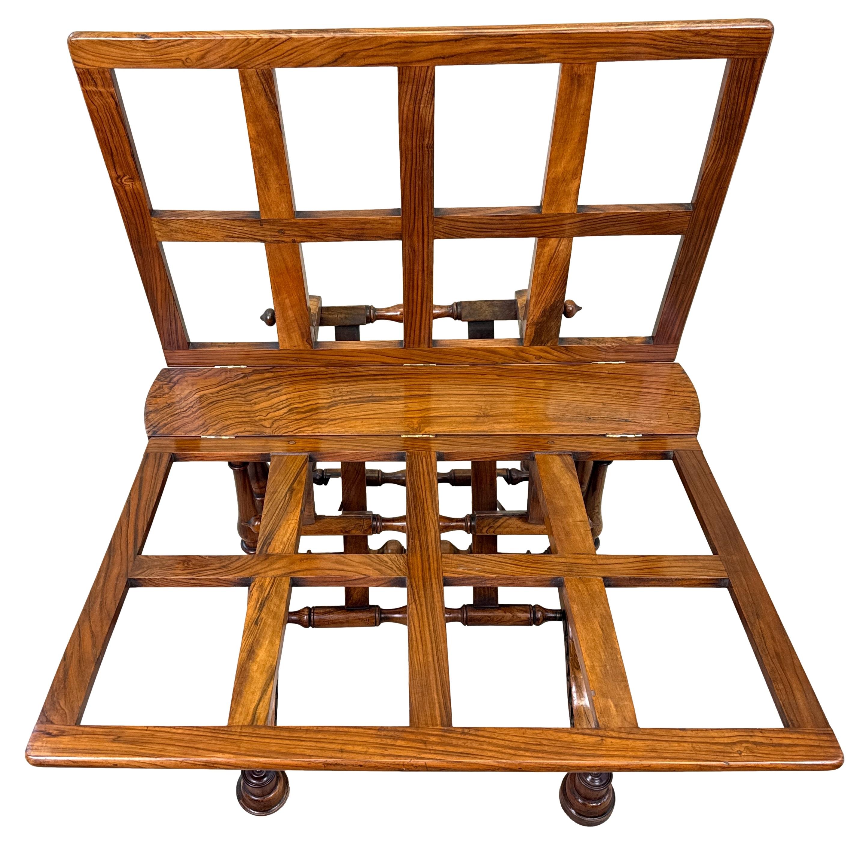 Figured Walnut 19th Century Antique Folio Stand im Angebot 3