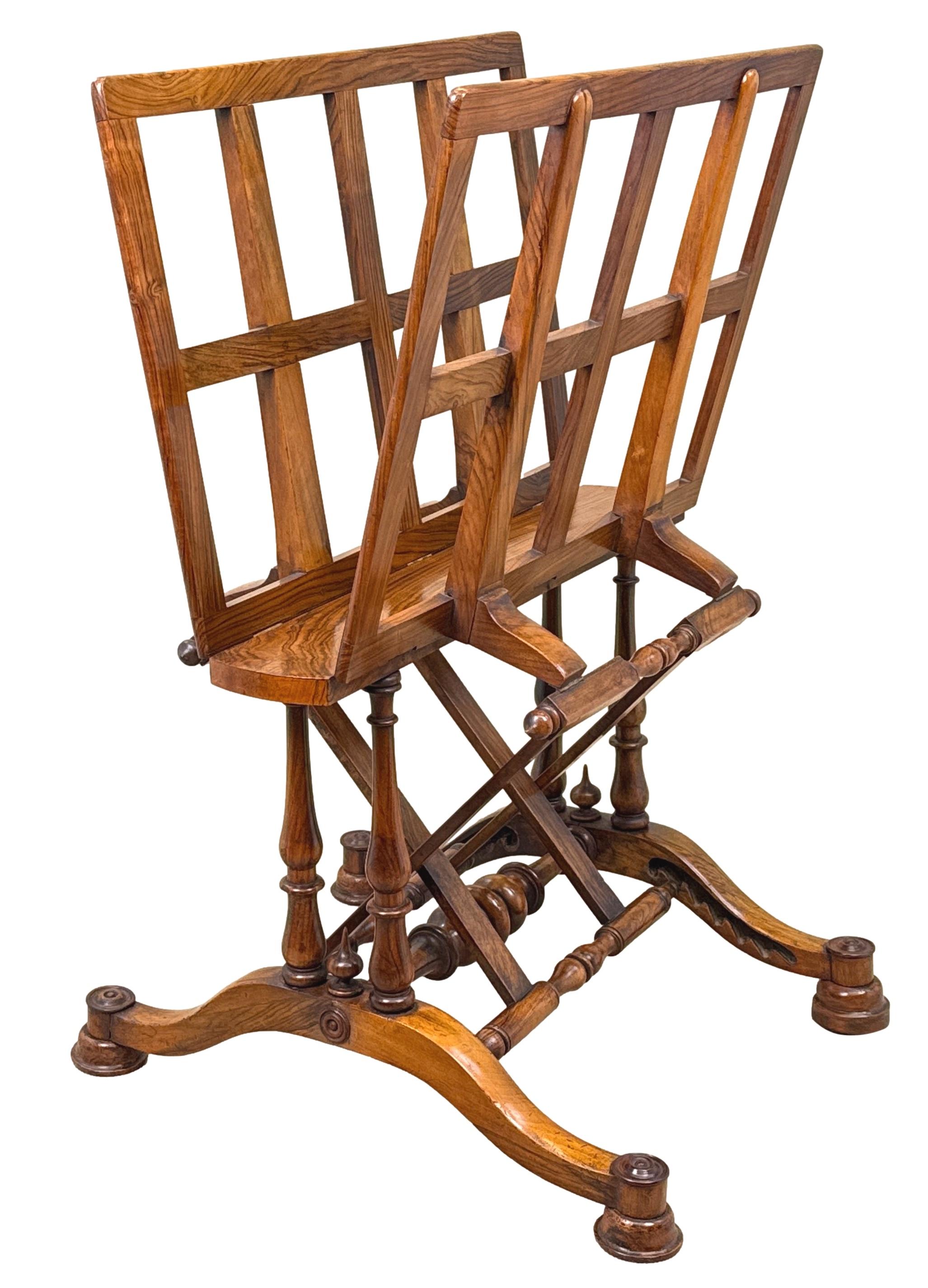Figured Walnut 19th Century Antique Folio Stand (Englisch) im Angebot