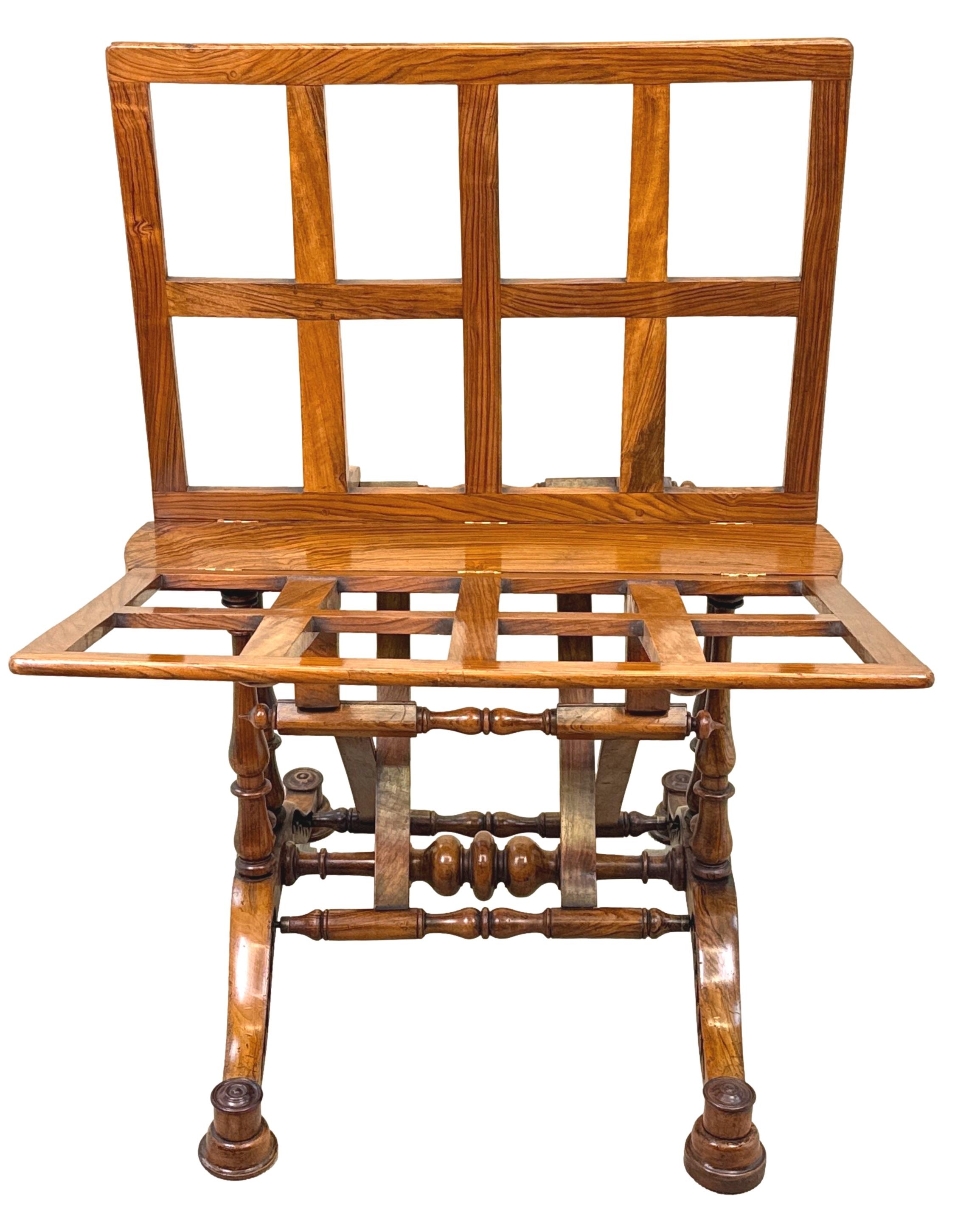 Figured Walnut 19th Century Antique Folio Stand (Walnuss) im Angebot