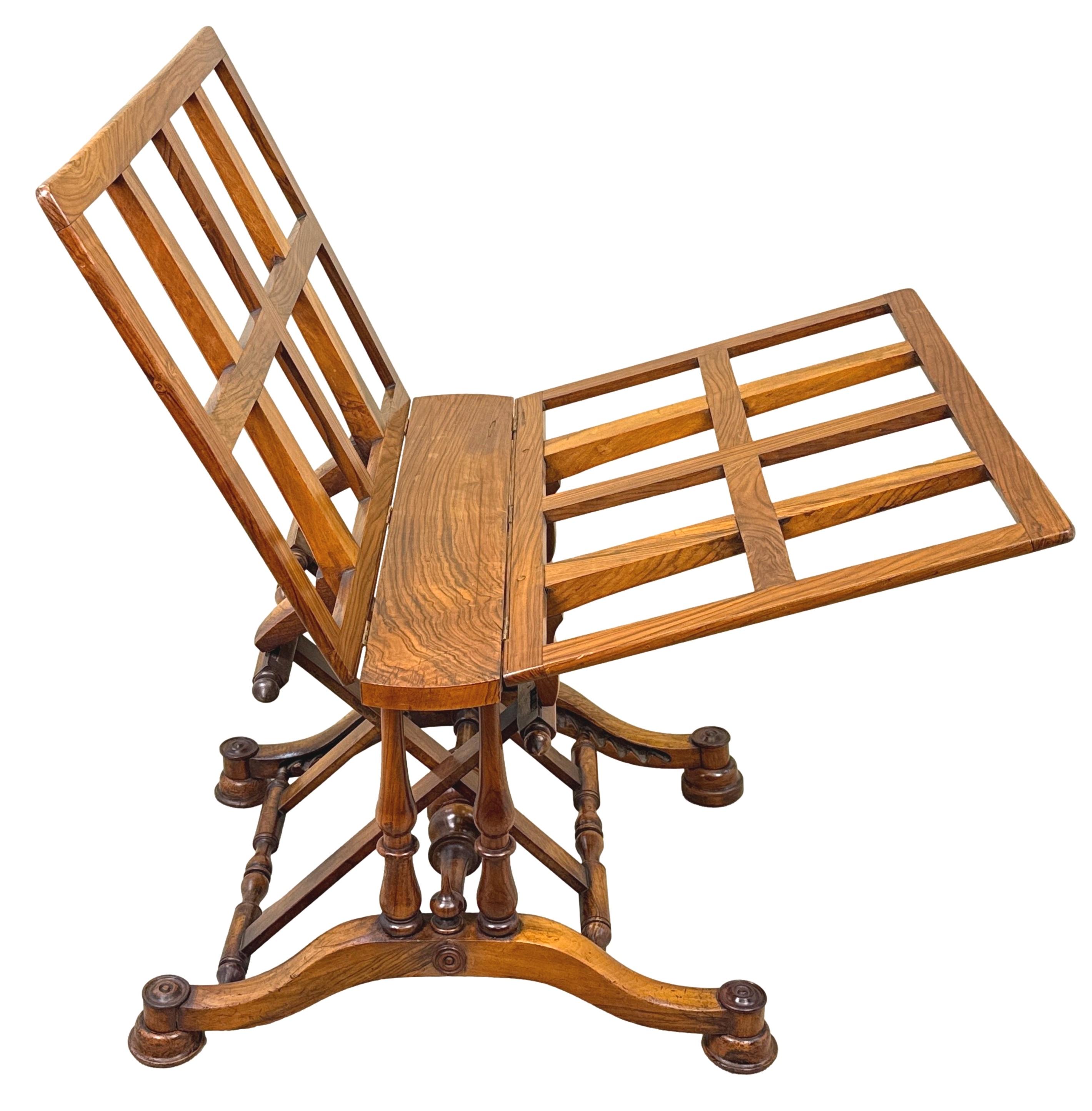 Figured Walnut 19th Century Antique Folio Stand im Angebot 2