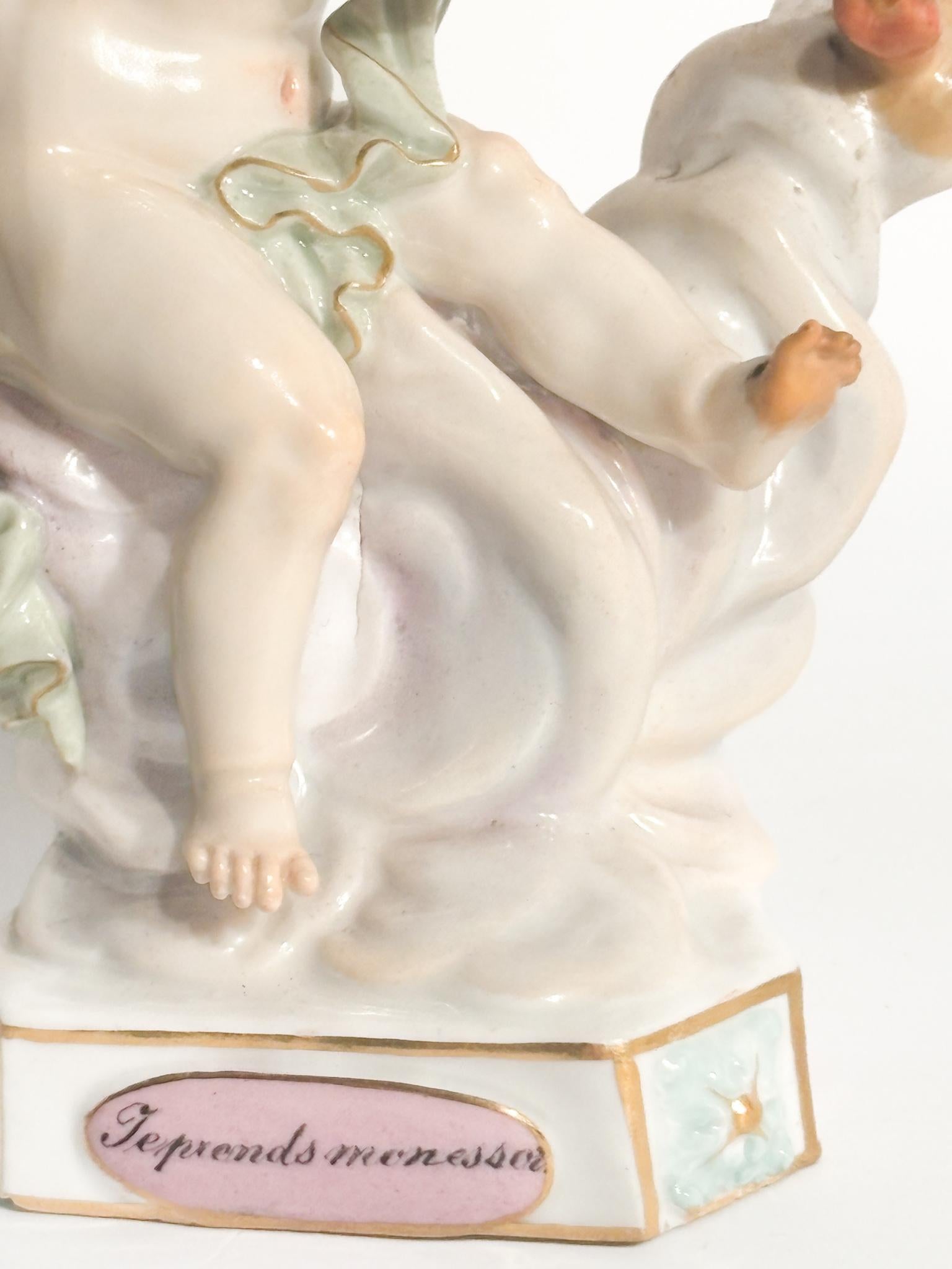 Figurina di Putto dell'Amore in Porcellana di Meissen del 1800 In condizioni discrete in vendita a Milano, MI