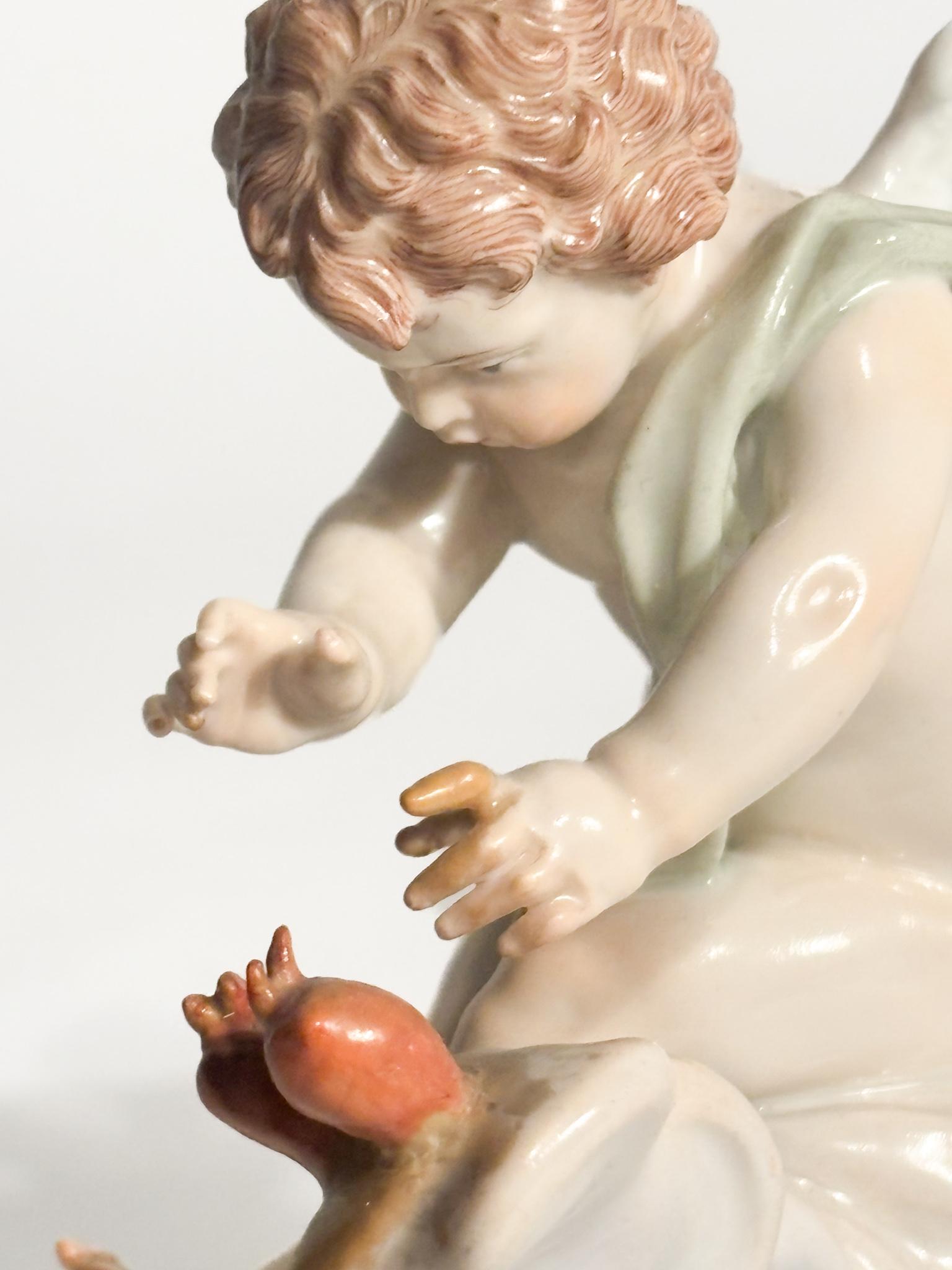 Figurina di Putto dell'Amore in Porcellana di Meissen del 1800 in vendita 1