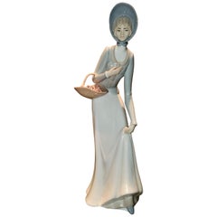 Figurita de Porcelanas Miguel Requena de al Mercado