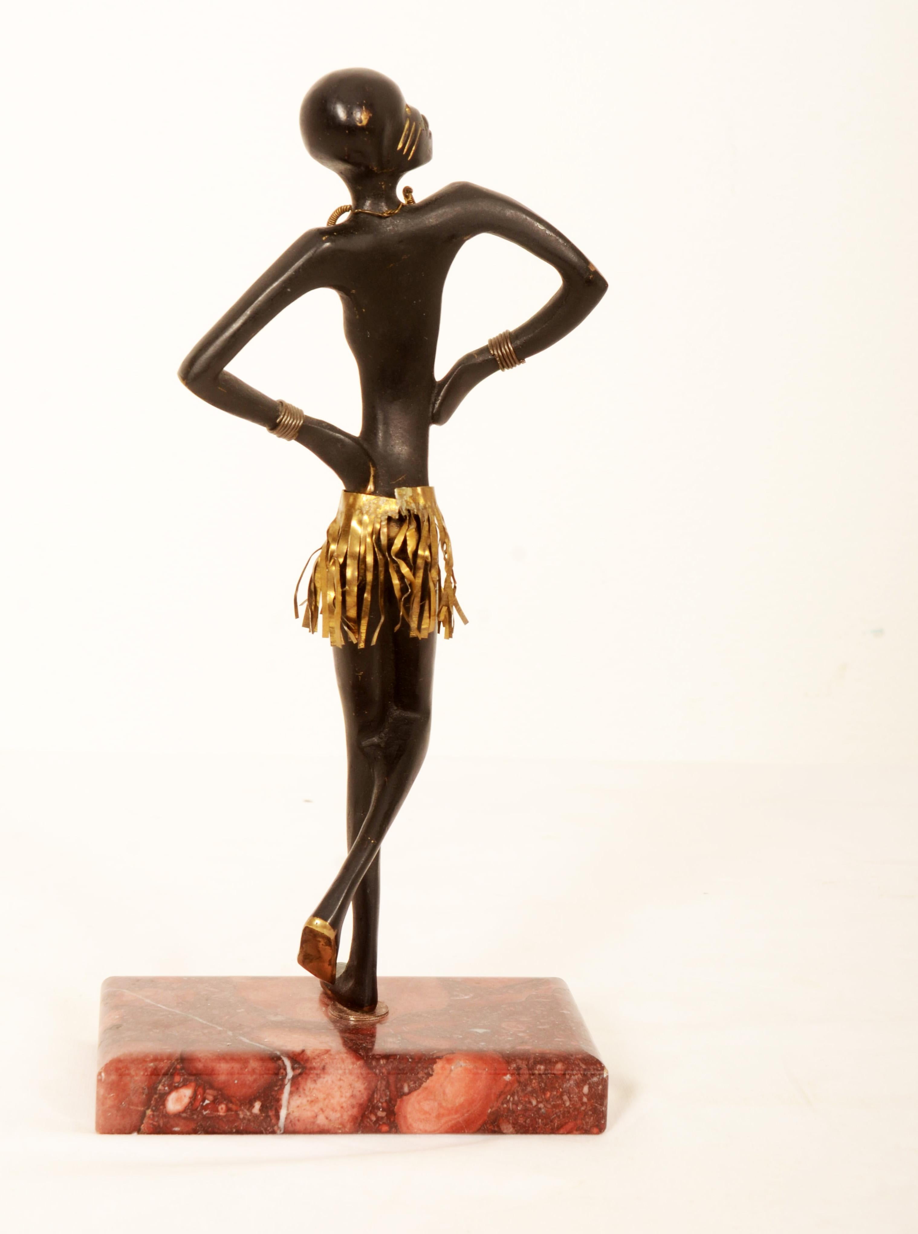 Milieu du XXe siècle Figurine Dancing Woman de Karl Hagenauer en vente