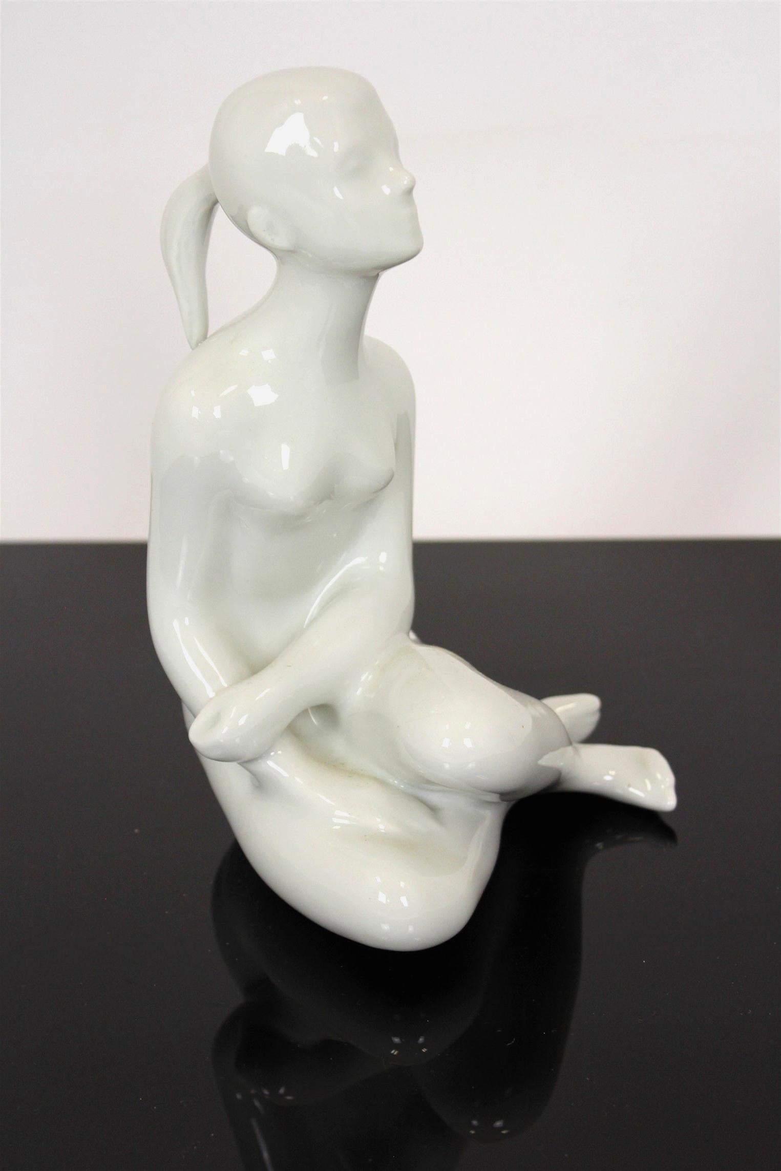 Figurine of a Naked Woman, Royal Dux, Czechoslovakia, 1960s For Sale 8