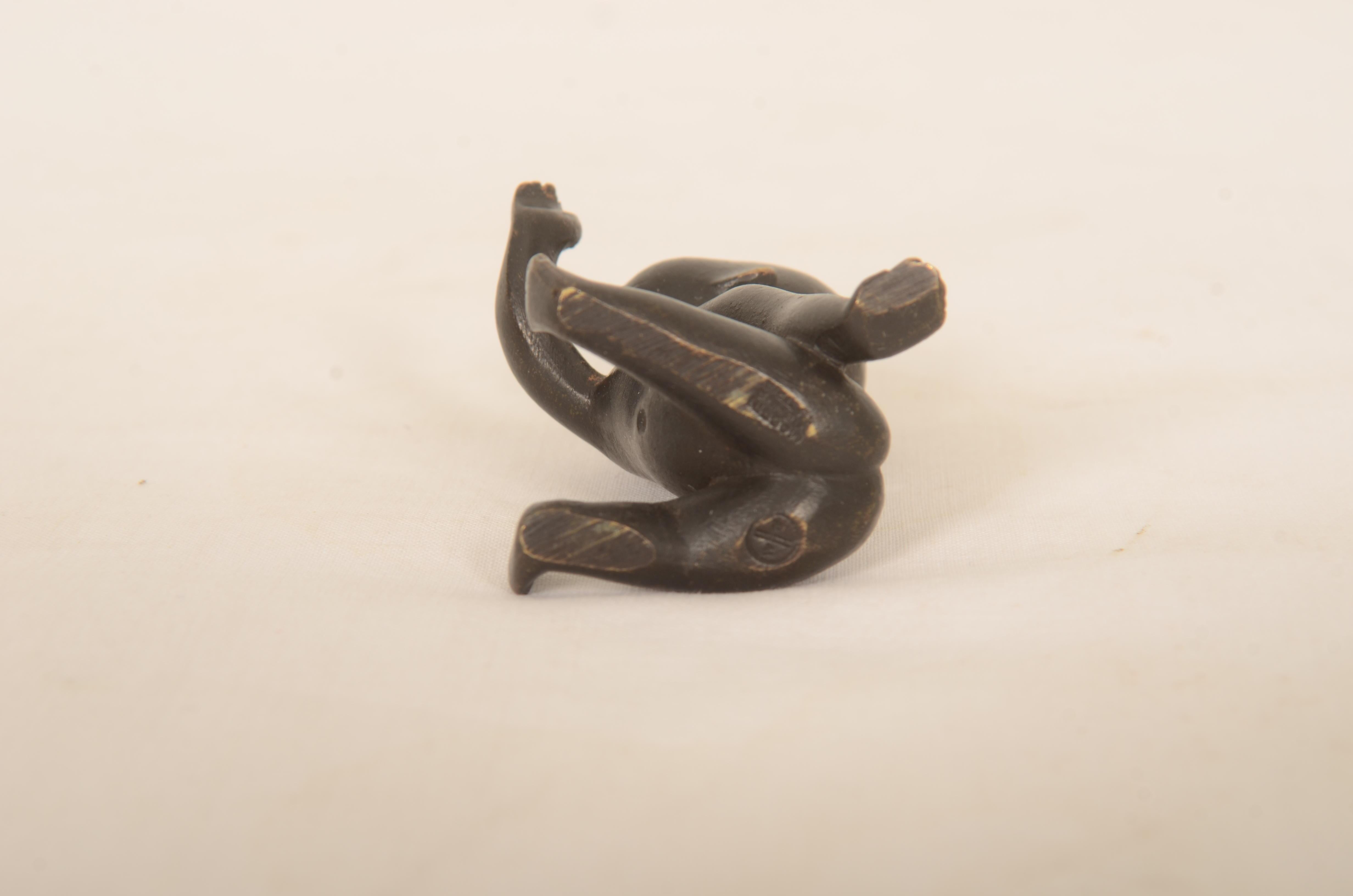 Figurine Seating Baby by Karl Hagenauer 5
