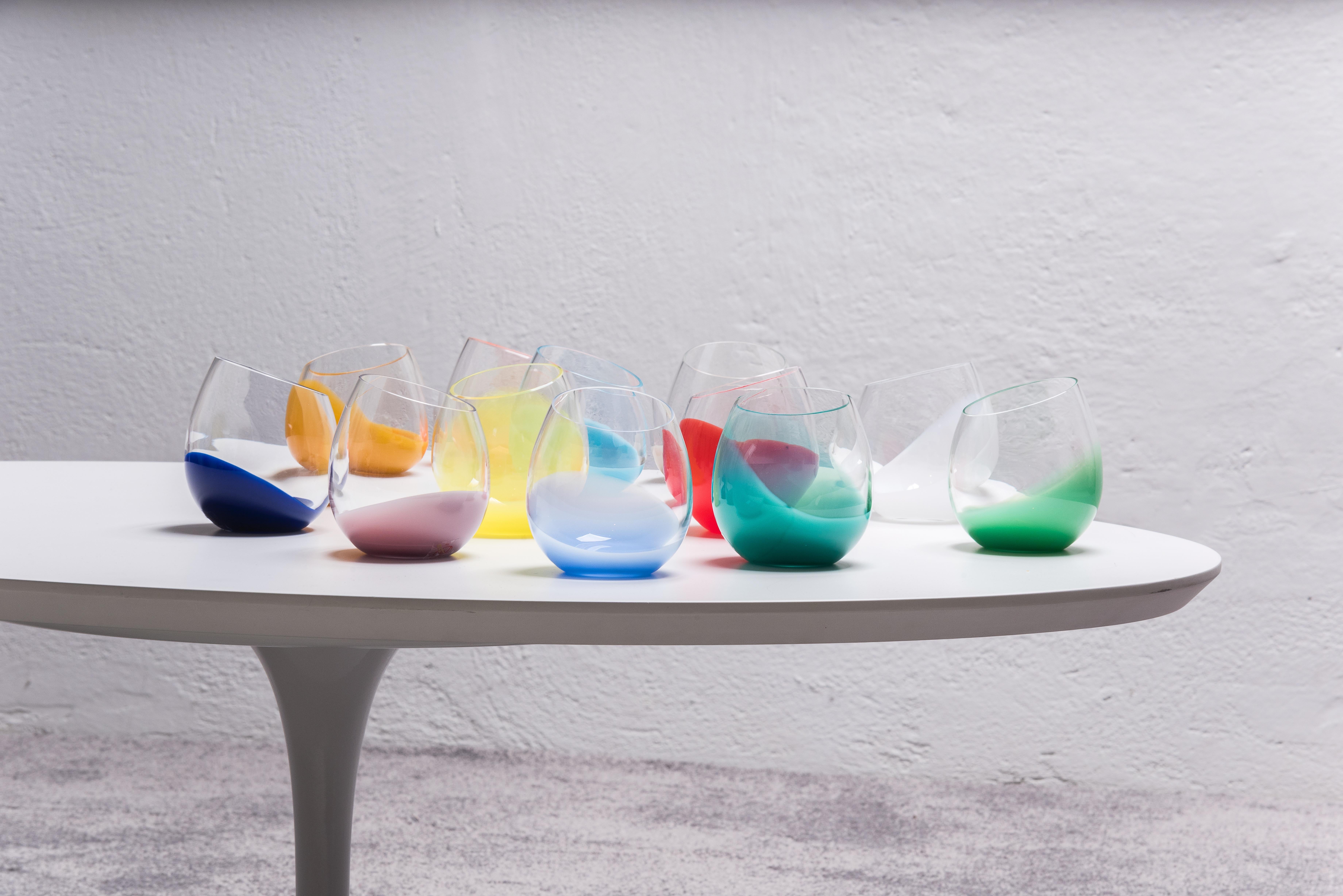 italien Verres Karim Rashid Fila du 21e siècle en verre de Murano de différentes couleurs en vente