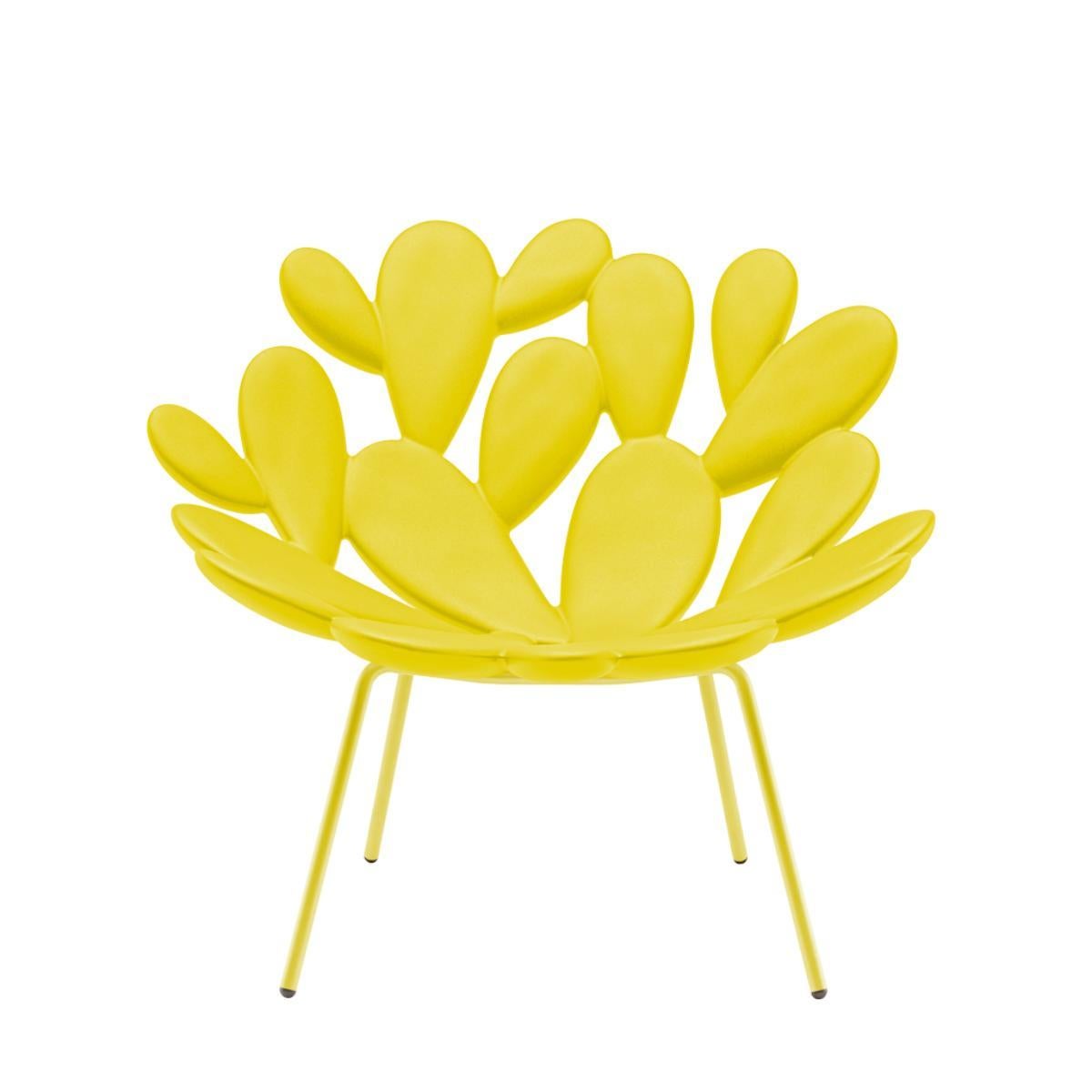 Filicudi lounge armchair, designed by Marcantonio, is able to recreate the Mediterranean magic in your everyday spaces. Inspired by the iconic profile of the prickly pear, evokes a magical place of holiday and wild nature. Suitable for indoor and