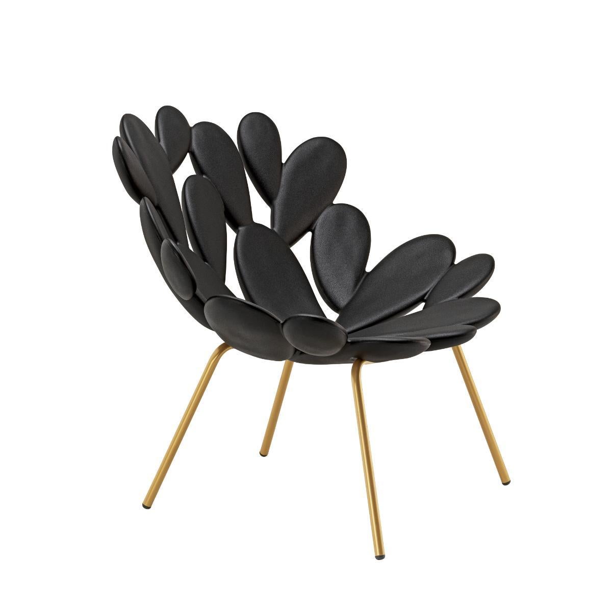 Filicudi lounge armchair Brass, designed by Marcantonio, is able to recreate the Mediterranean magic in your everyday spaces. Inspired by the iconic profile of the prickly pear, evokes a magical place of holiday and wild nature. Suitable for indoor