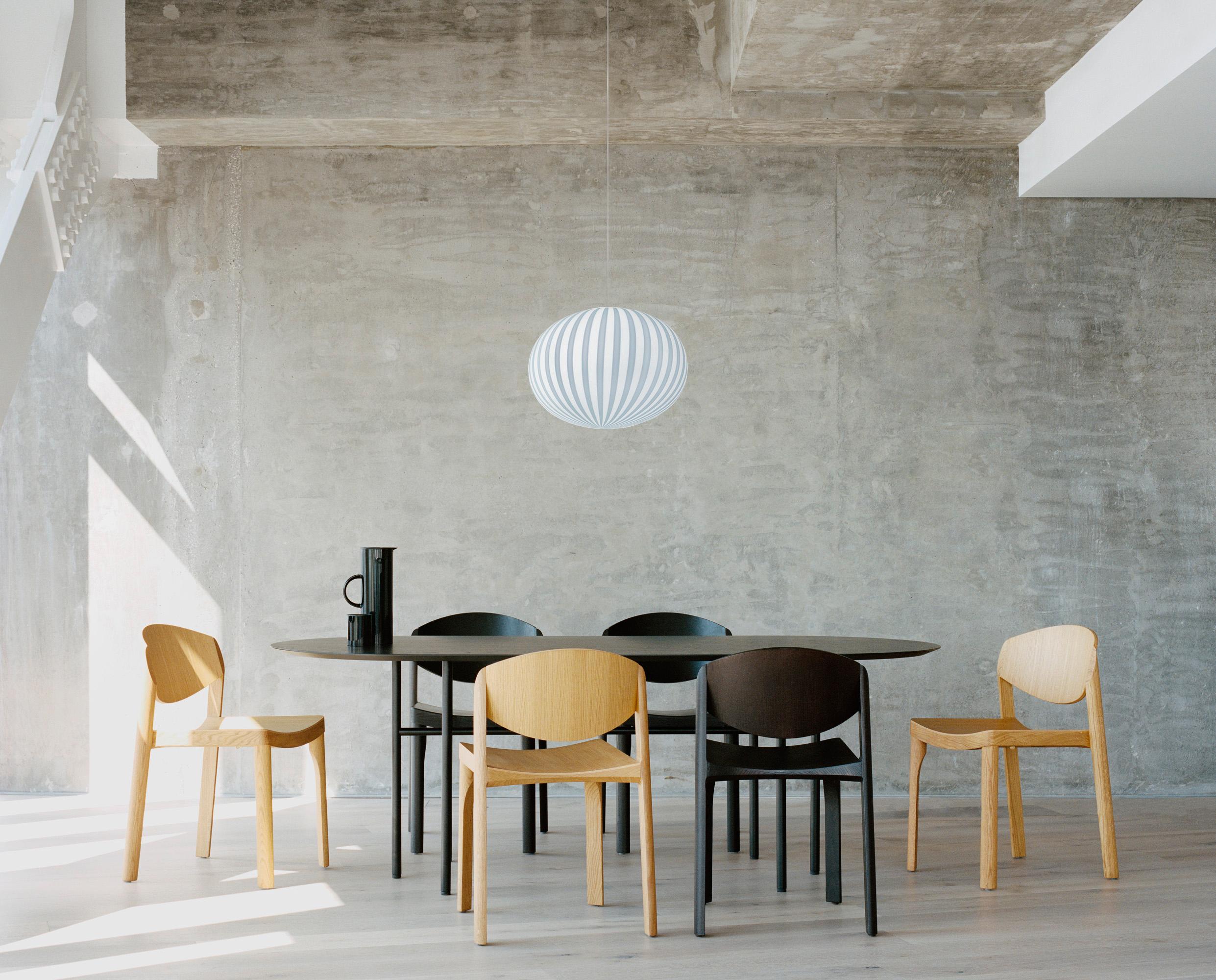'Filigrana' S4 Ellipse Lamp in Blue and Opal Blown Glass for Established & Sons For Sale 8