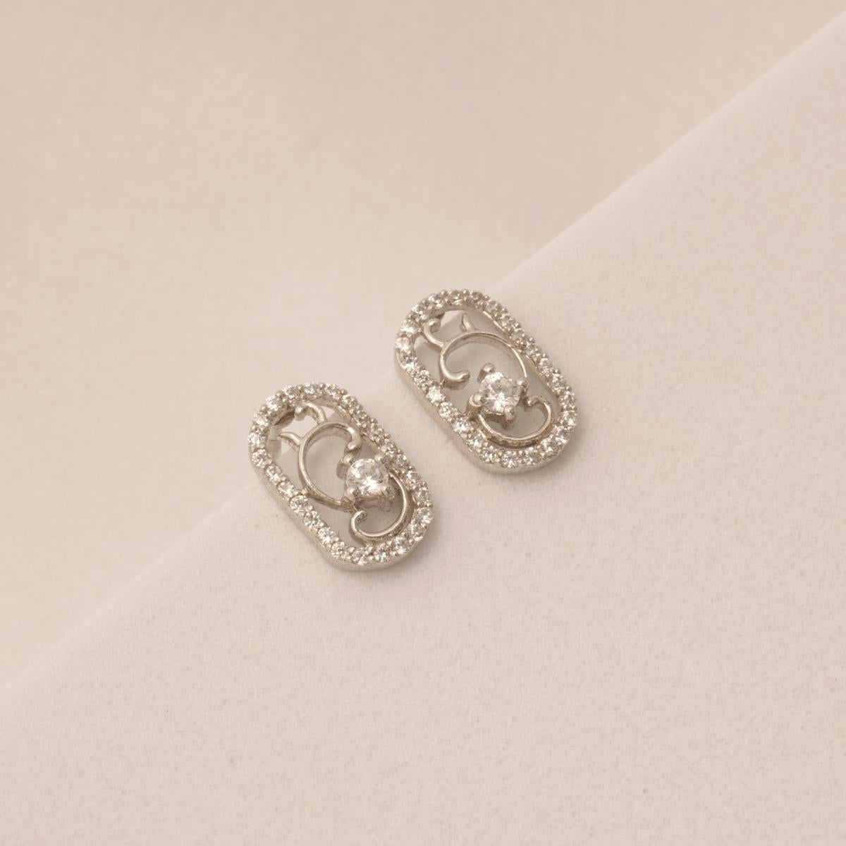 Filigrane Diamant-Ohrstecker aus 14k massivem Gold (zertifiziert) (Rundschliff) im Angebot