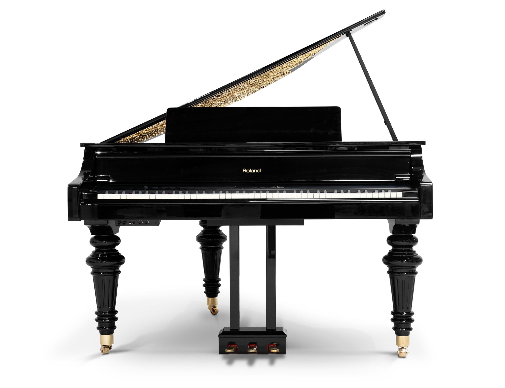 Boca do Lobo présente la recréation ultime d'un piano vintage taillé sur mesure pour donner naissance à une pièce unique, embellie par l'une des plus anciennes techniques de joaillerie connues, la technique du filigrane.
Le filigrane est réalisé à