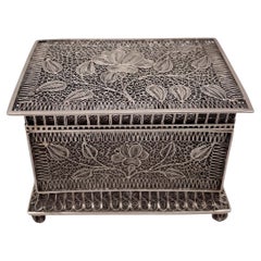Antique Filigree Early 20th Century Silver Box with Floral Motifs