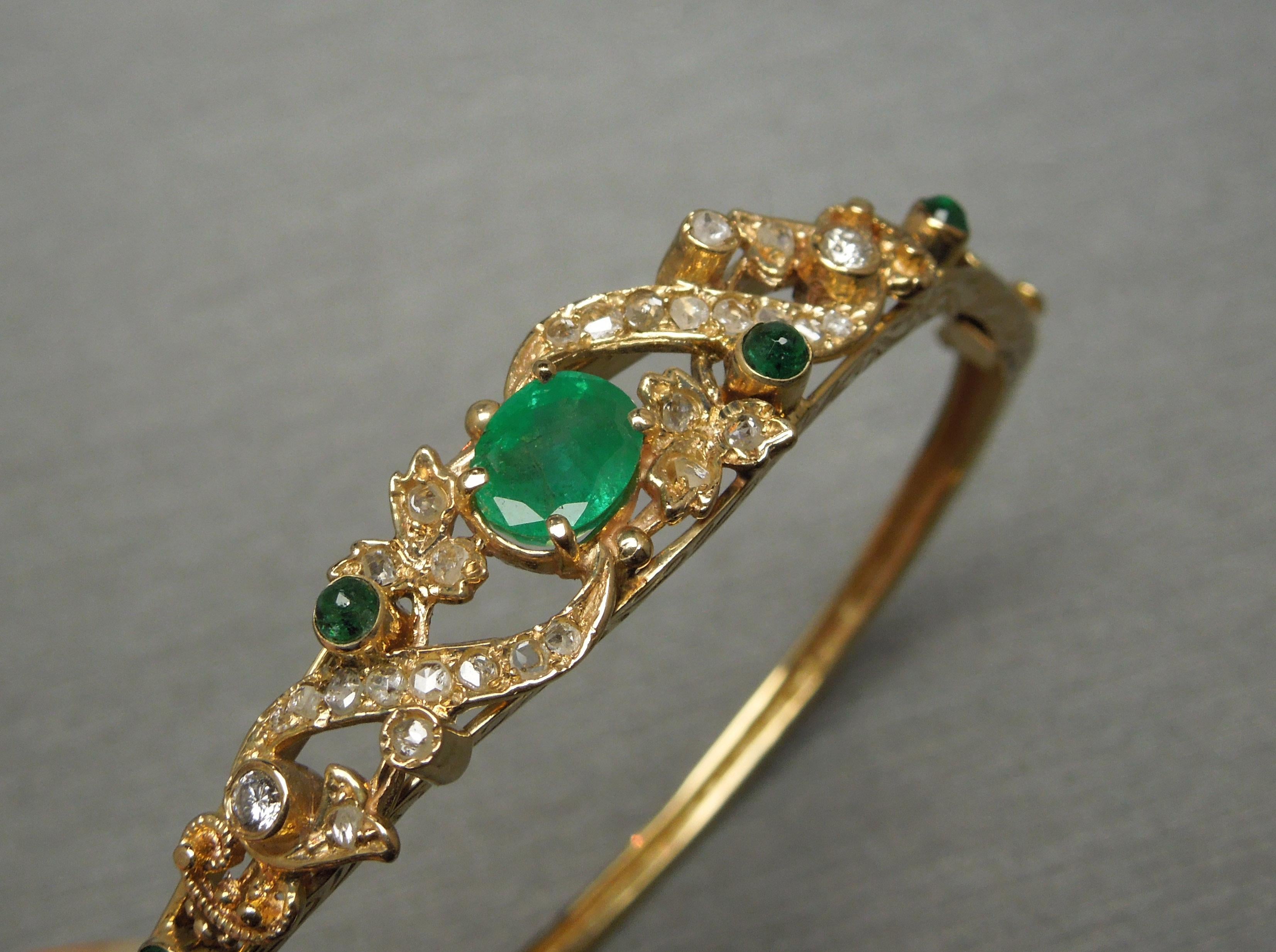 Filigree Emerald and Rose Cut Diamond Bangle In Excellent Condition For Sale In METAIRIE, LA