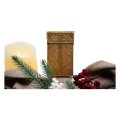 Filigree gilt silver cigarette box with spring-loaded hinged lid