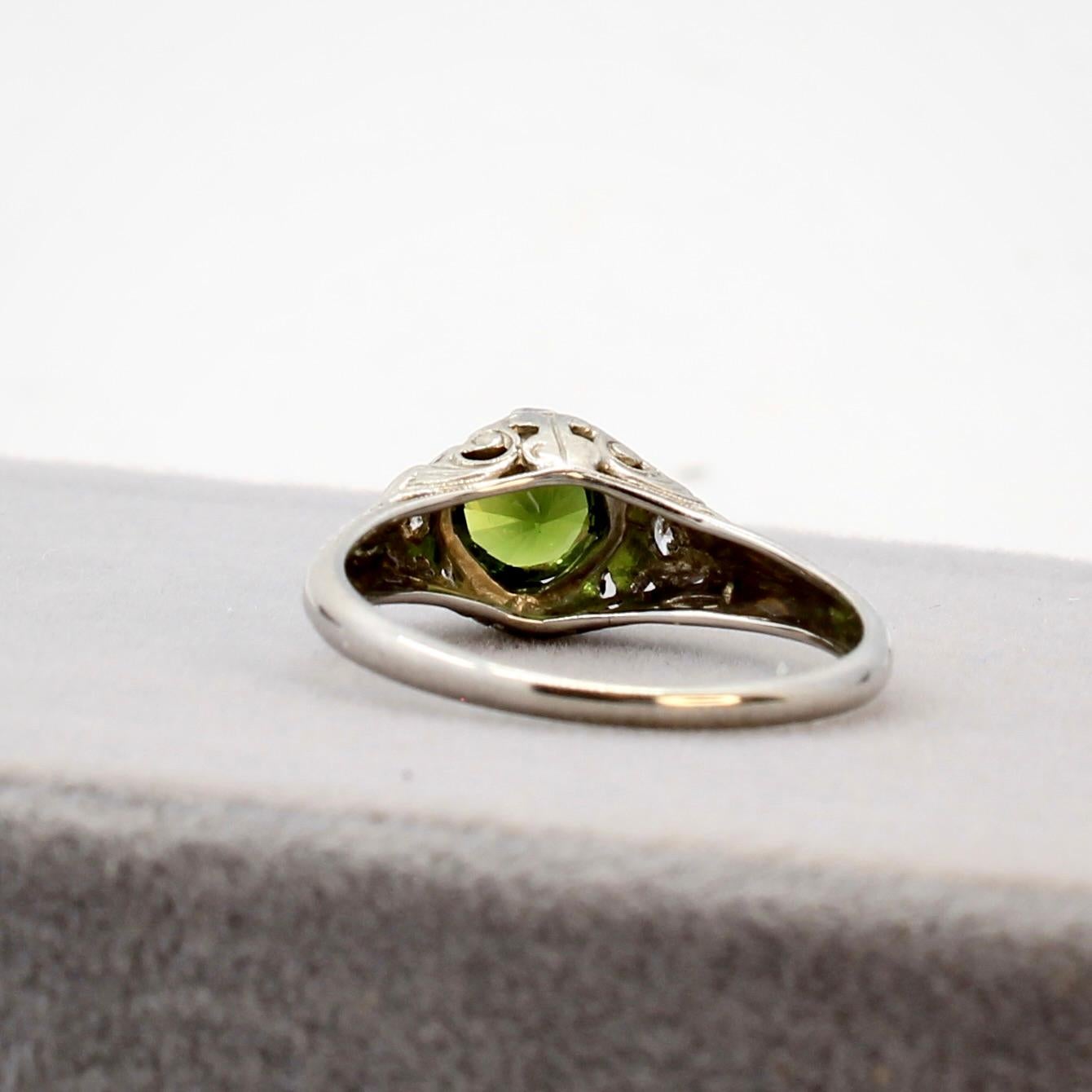 Filigree Green Sapphire and Diamond Ring - 18K White Gold For Sale 6