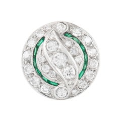 Filigree Platinum with Emeralds and Diamonds Ring Vintage Filigree Platinum with Emeralds and Diamonds Ring
