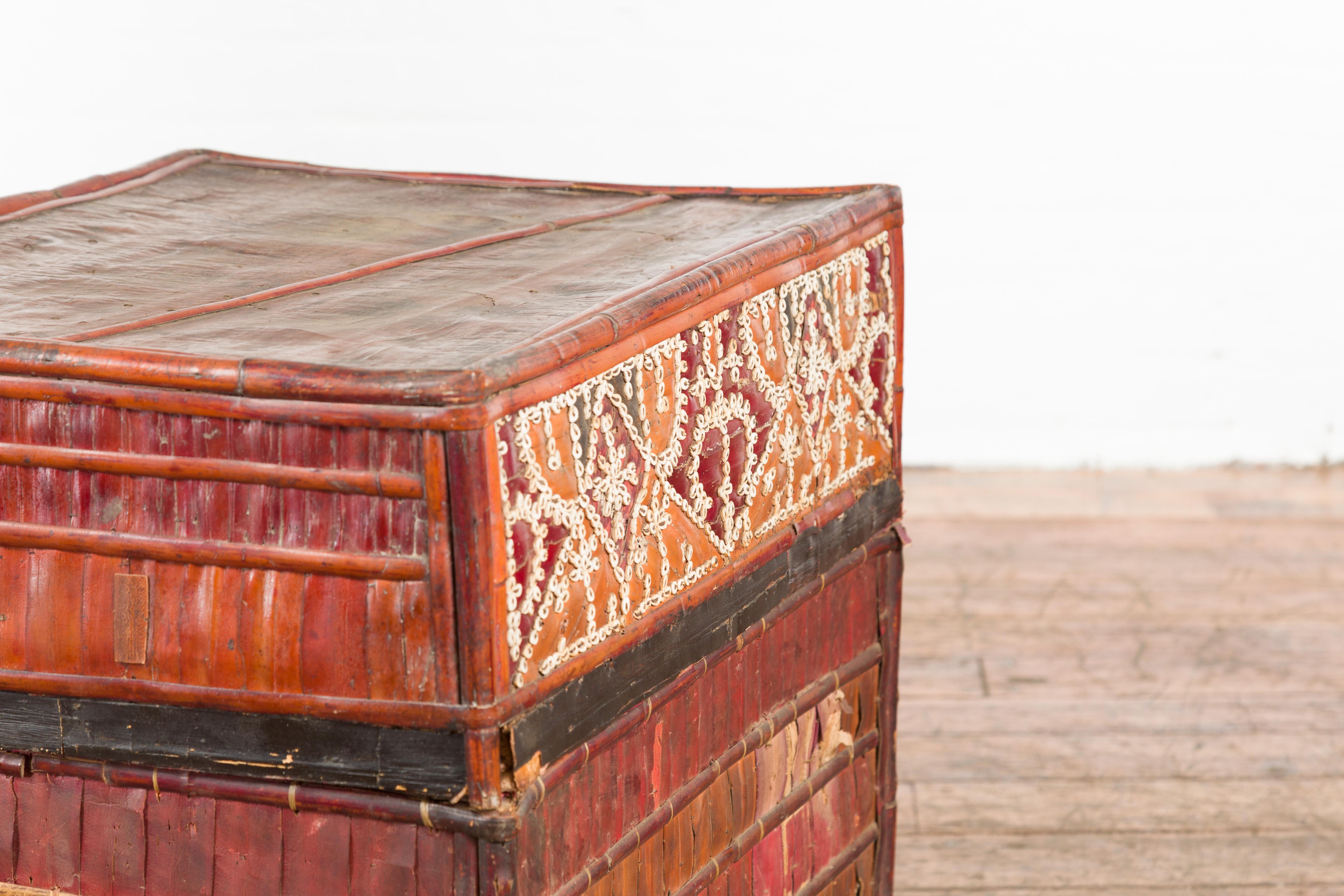 Filipino Tobacco Leaf Grain Basket with Polychrome Décor and Shell Motifs 2