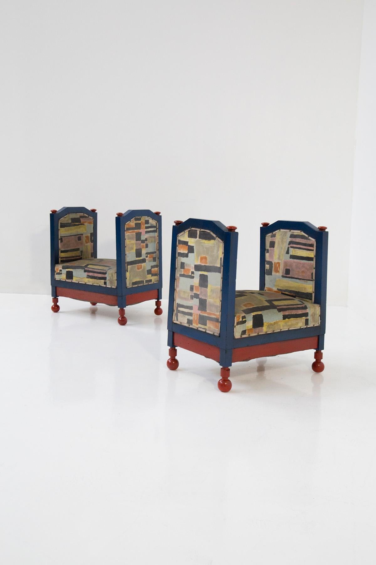 Italian Fillìa Luigi Colombo Attr. Rare pair of futurist stools blue and red For Sale