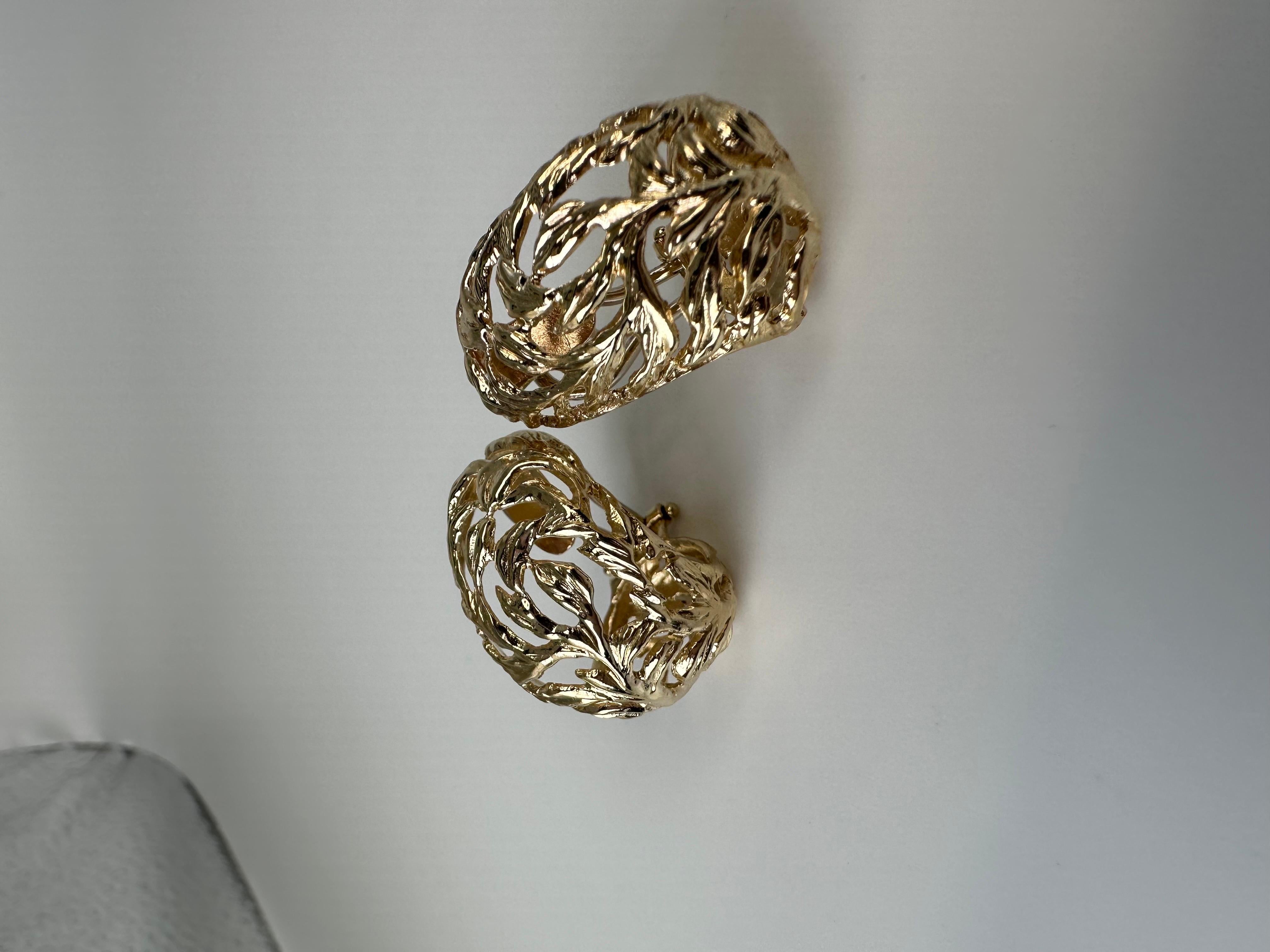 Filligree earrings dome earrings 14KT yellow gold For Sale 2