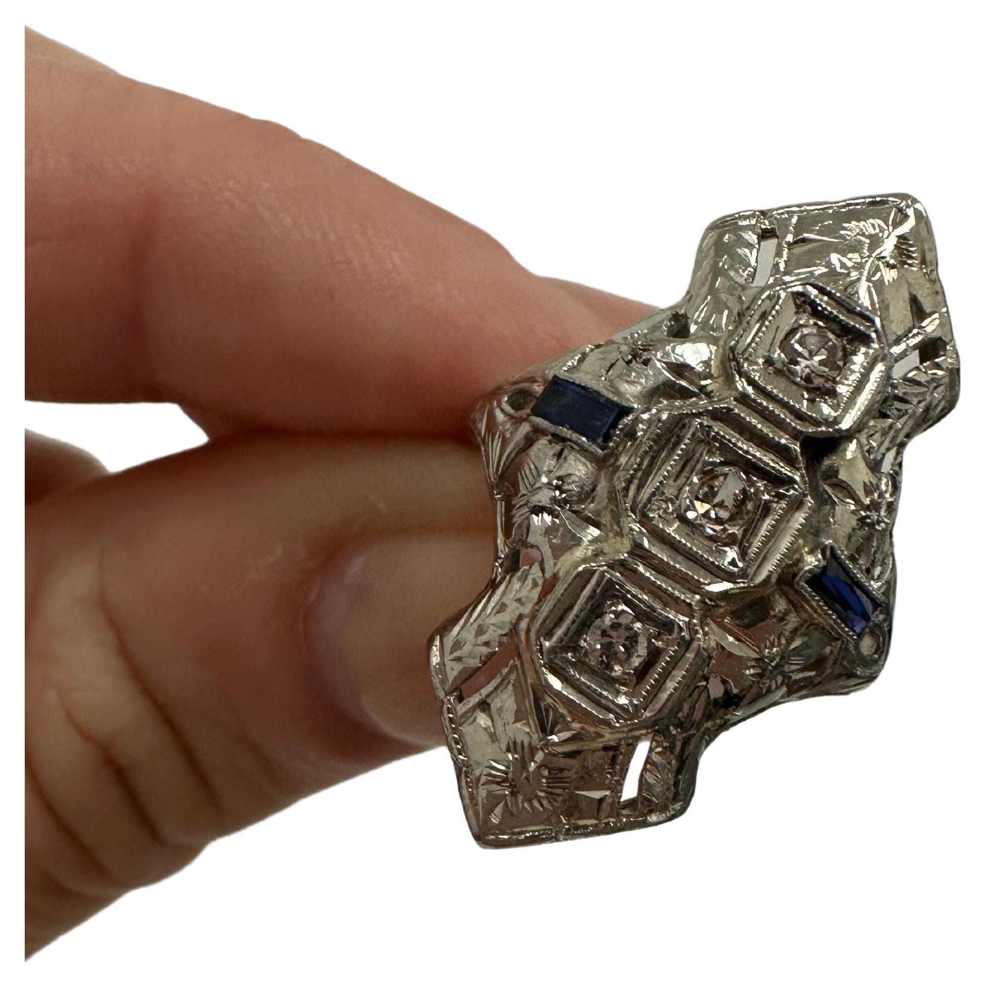 Filligree Handgravierter antiker Diamantring mit Diamanten 14KT im Angebot