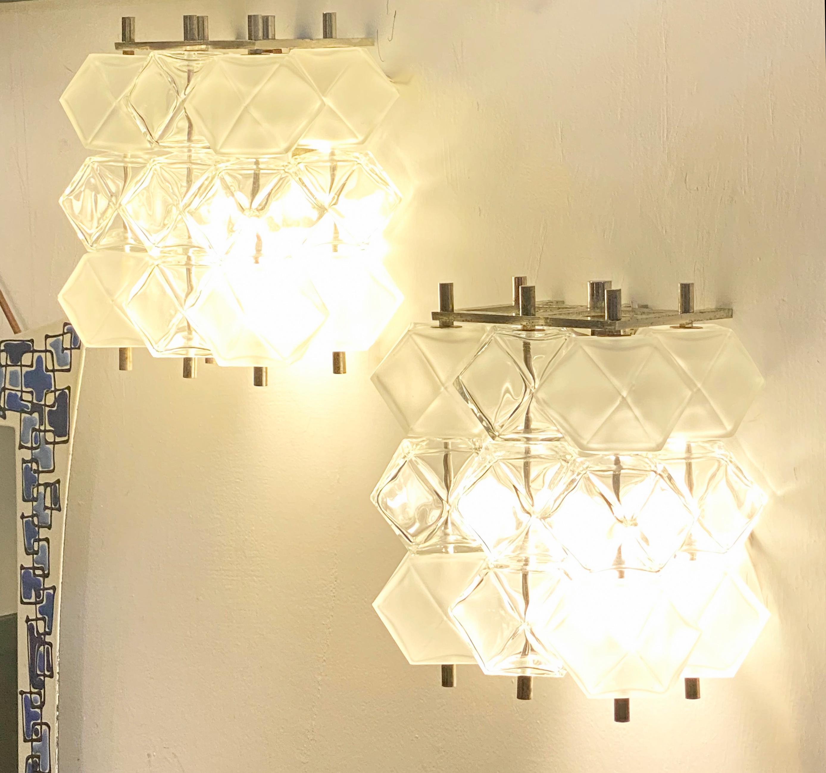 Filvem Voghera Pair of Crystal and Chromed Metal Wall Lamps, Italy 1968s For Sale 2
