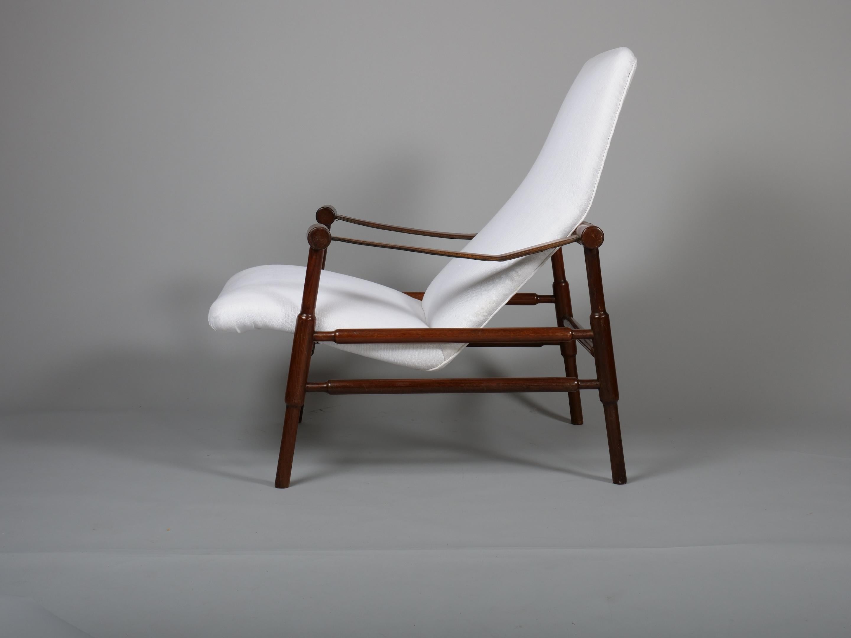 Mid-Century Modern Fin Juhl style armchair adjustable seat For Sale