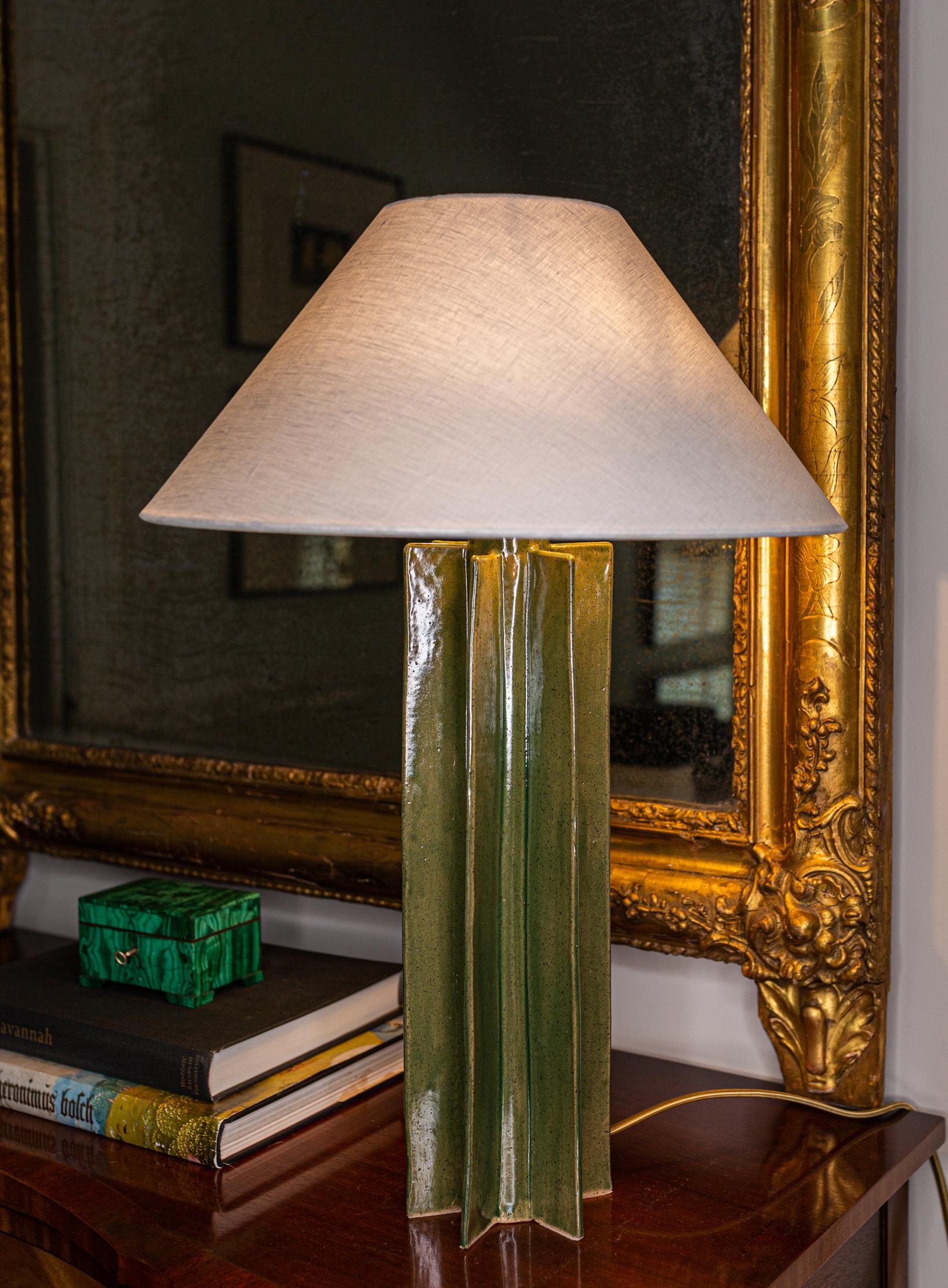 American FIN Shade Table Lamp, Green Glaze Finish, hanbuilt ceramic lamp by Kalin Asenov For Sale