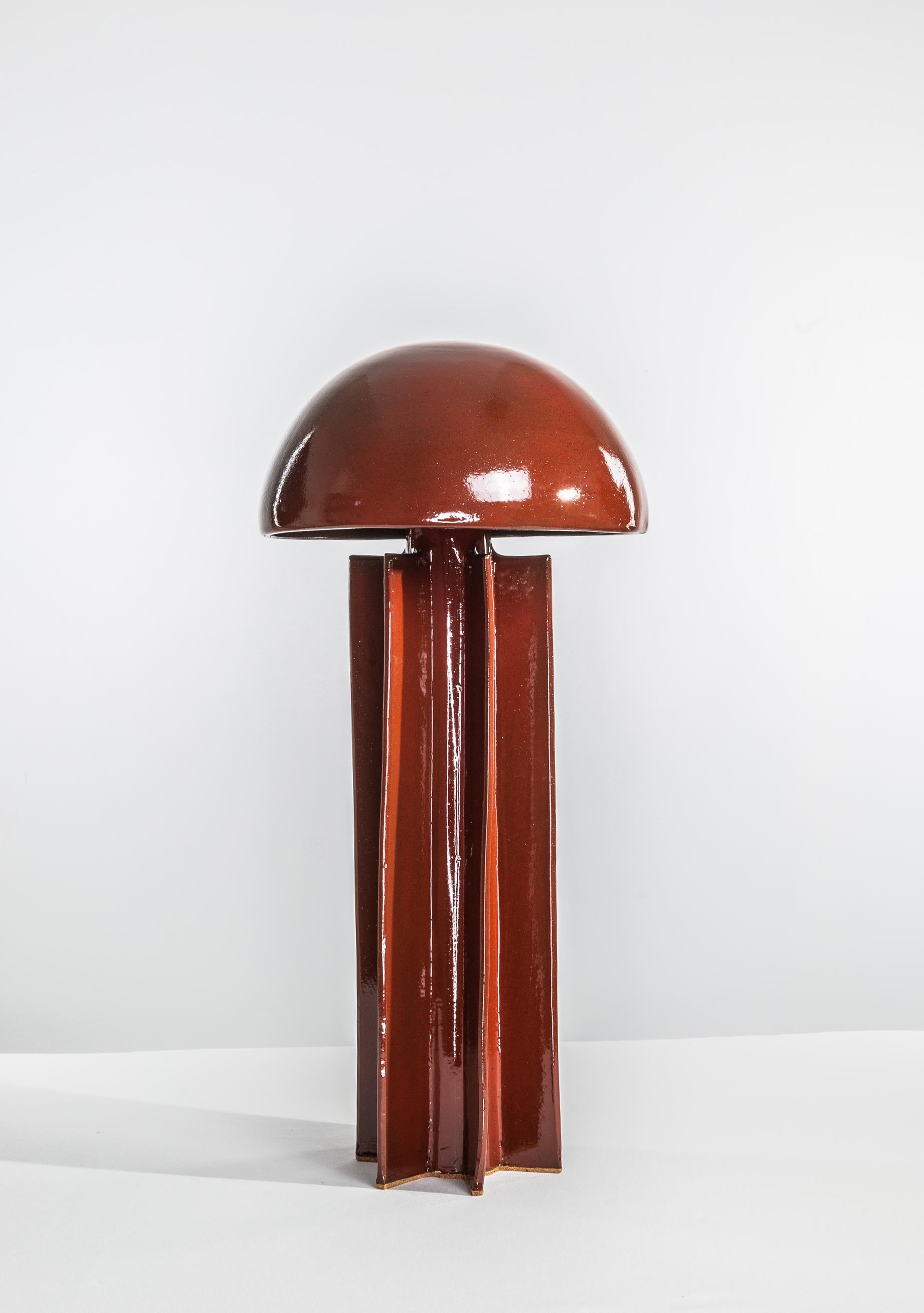 Américain Lampe de table FIN, Oxblood Lustre, lampe dôme en céramique fabriquée à la main par Kalin Asenov en vente