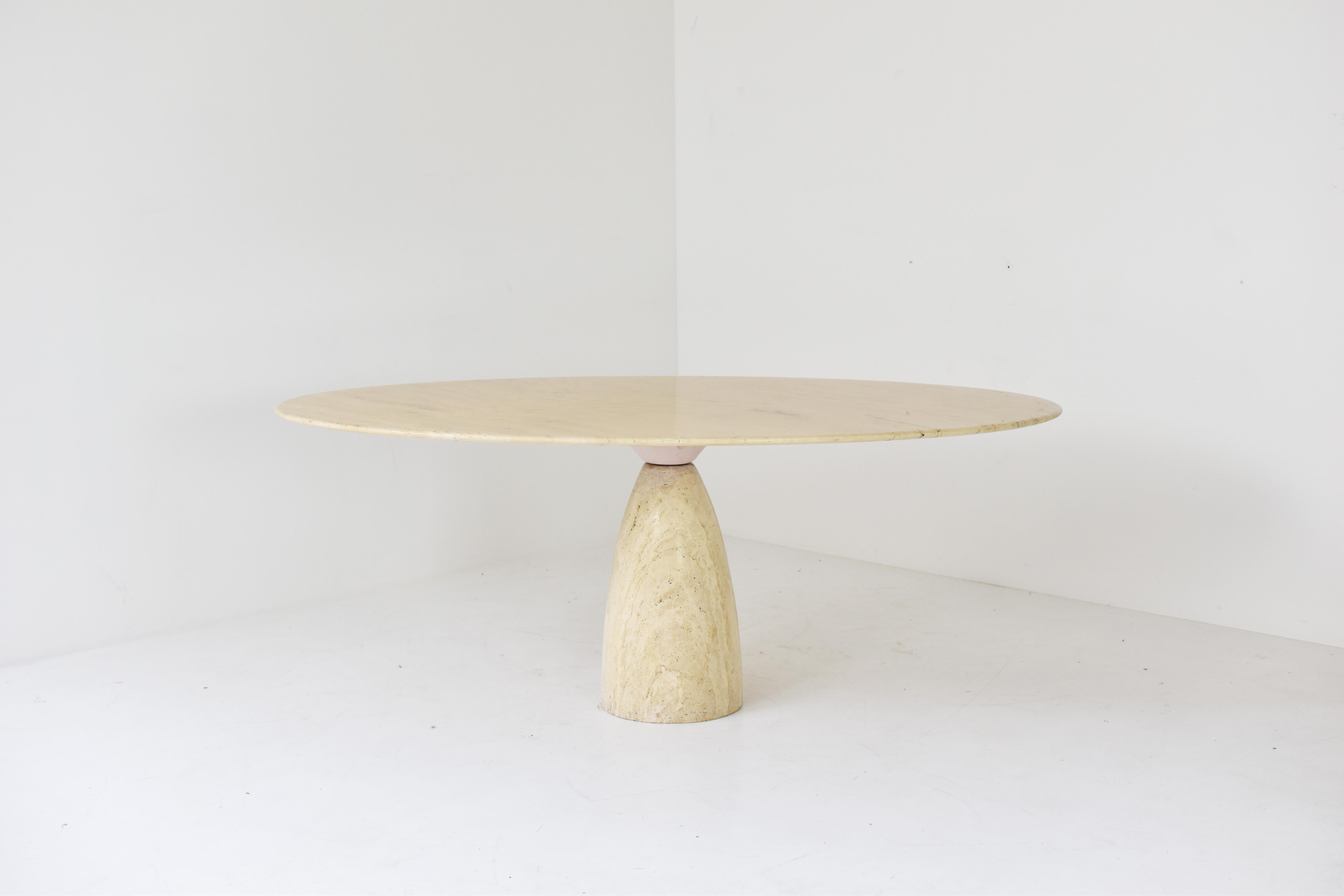 Rare ‘Finale’ oval dining table in travertine by Peter Draenert for Draenert, Germany 1970’s. The top and base are made of a massive travertine stone. Very well presented and original condition. Labeled underneath.
