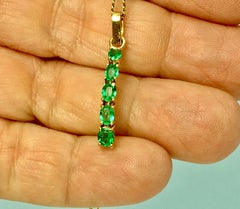 Fine 1.00 Carat Colombian Natural Emerald Bar Pendant 18 Karat