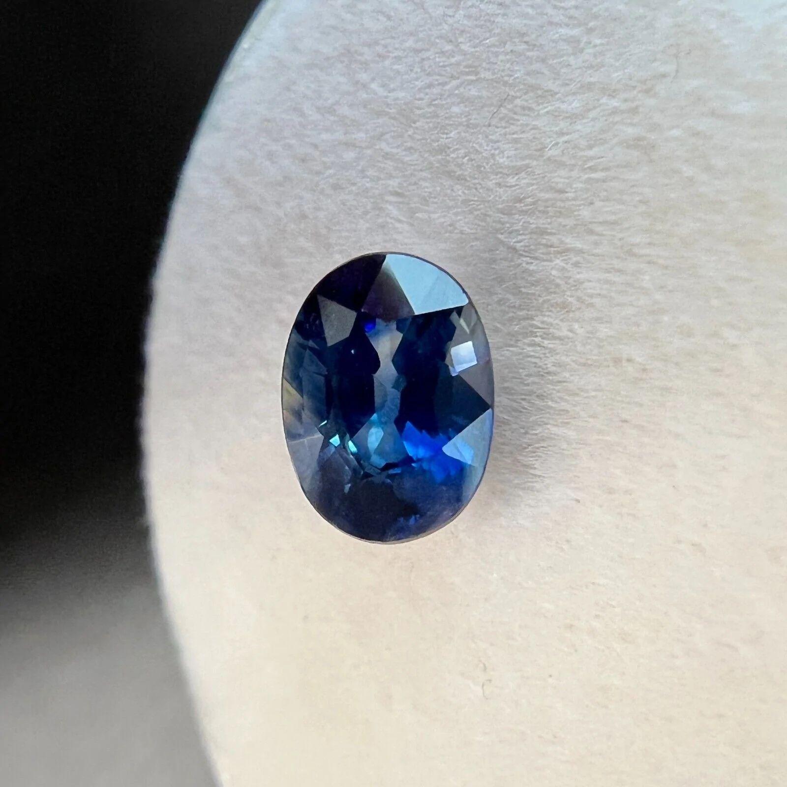 Women's or Men's Fine 1.05ct Vivid Blue Oval Cut Sapphire Rare Thai Gemstone VVS For Sale
