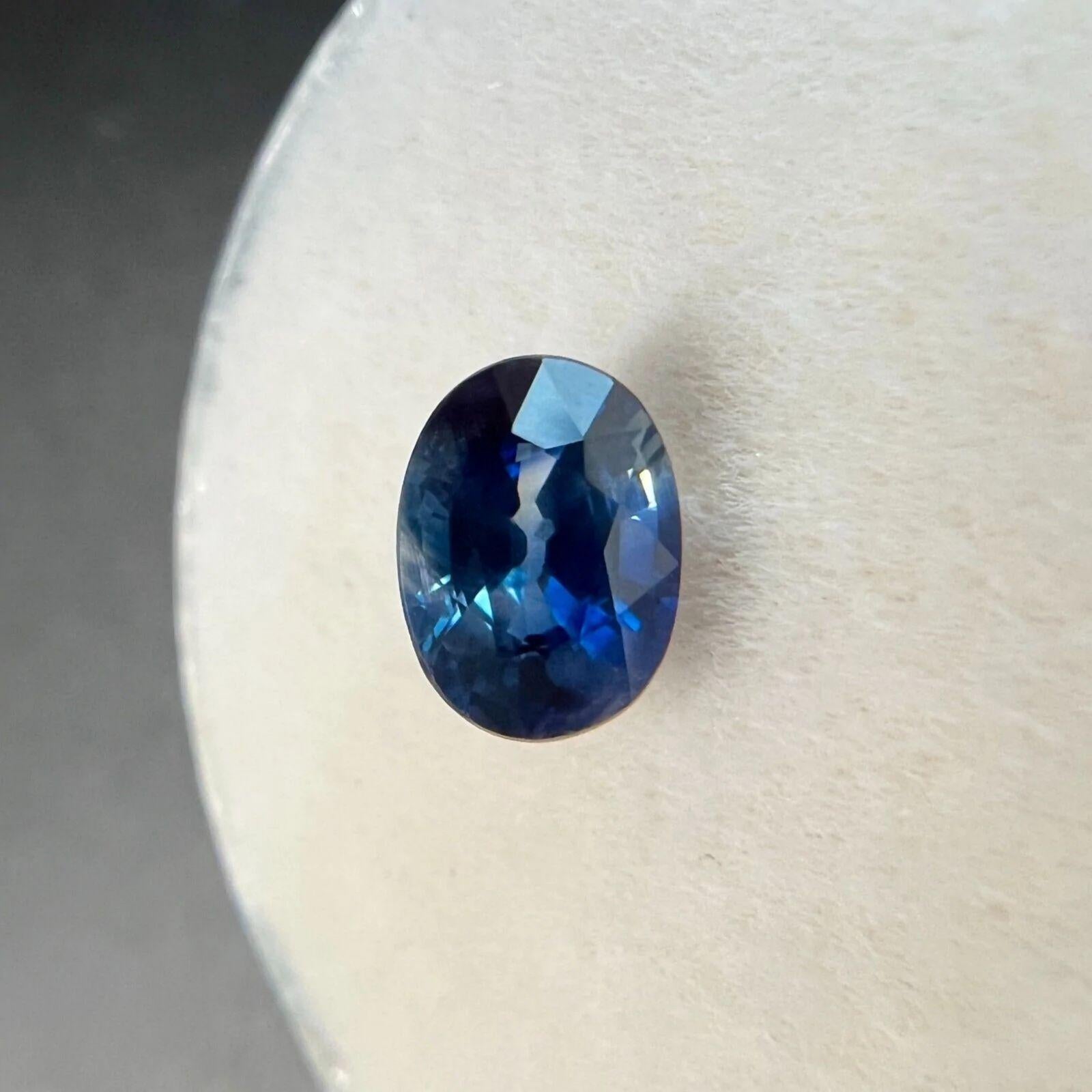 Fine 1.05ct Vivid Blue Oval Cut Sapphire Rare Thai Gemstone VVS For Sale 1