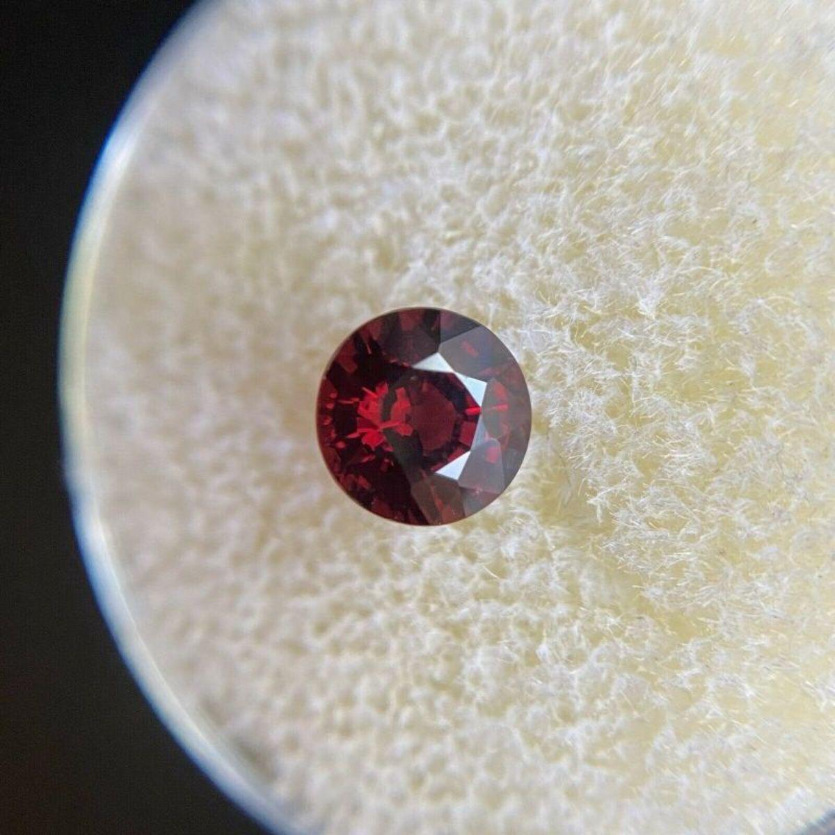 Round Cut Fine 1.15ct Vivid Red Spessartine Garnet Round Diamond Cut Loose Gem