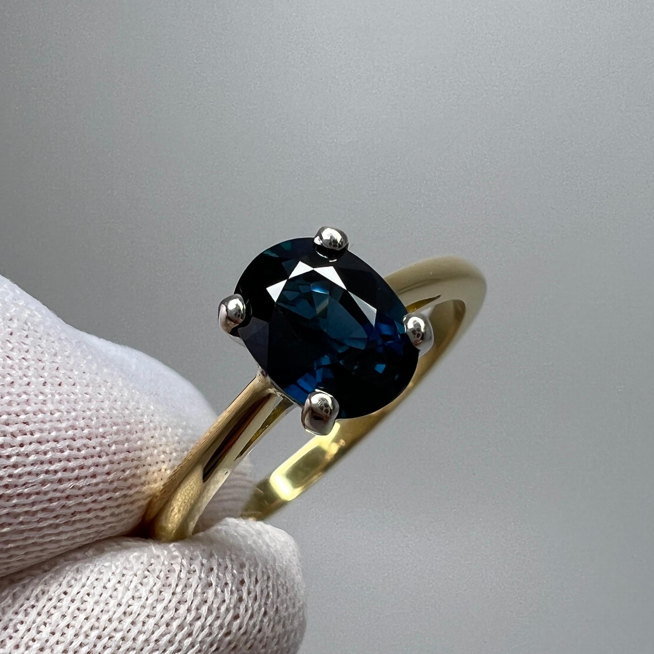 Women's or Men's Fine 1.47ct Teal Blue Sapphire Oval Cut 18k White Yellow Gold Solitaire Ring For Sale