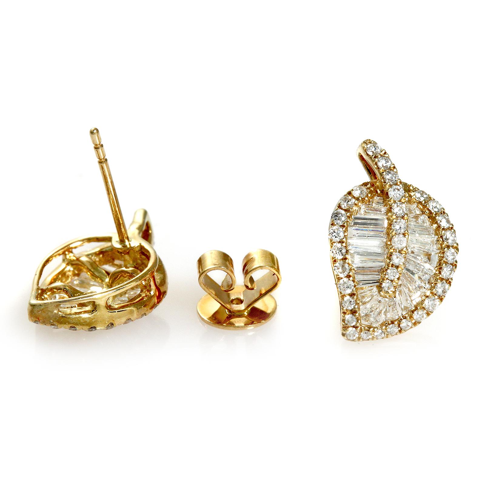 Boucles d'oreilles en forme de feuille en or jaune 14 carats avec diamants naturels de 0,92 carat Unisexe en vente