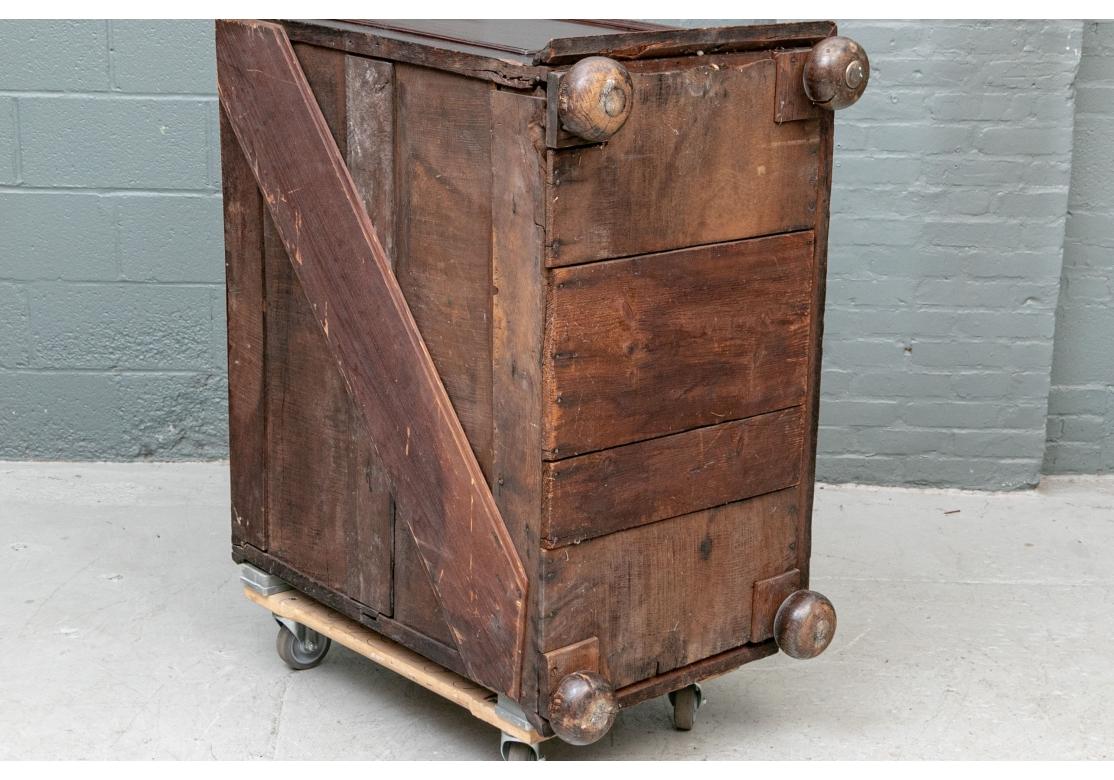 Fine 17th-18th Century, Oak Chest of Drawers For Sale 6