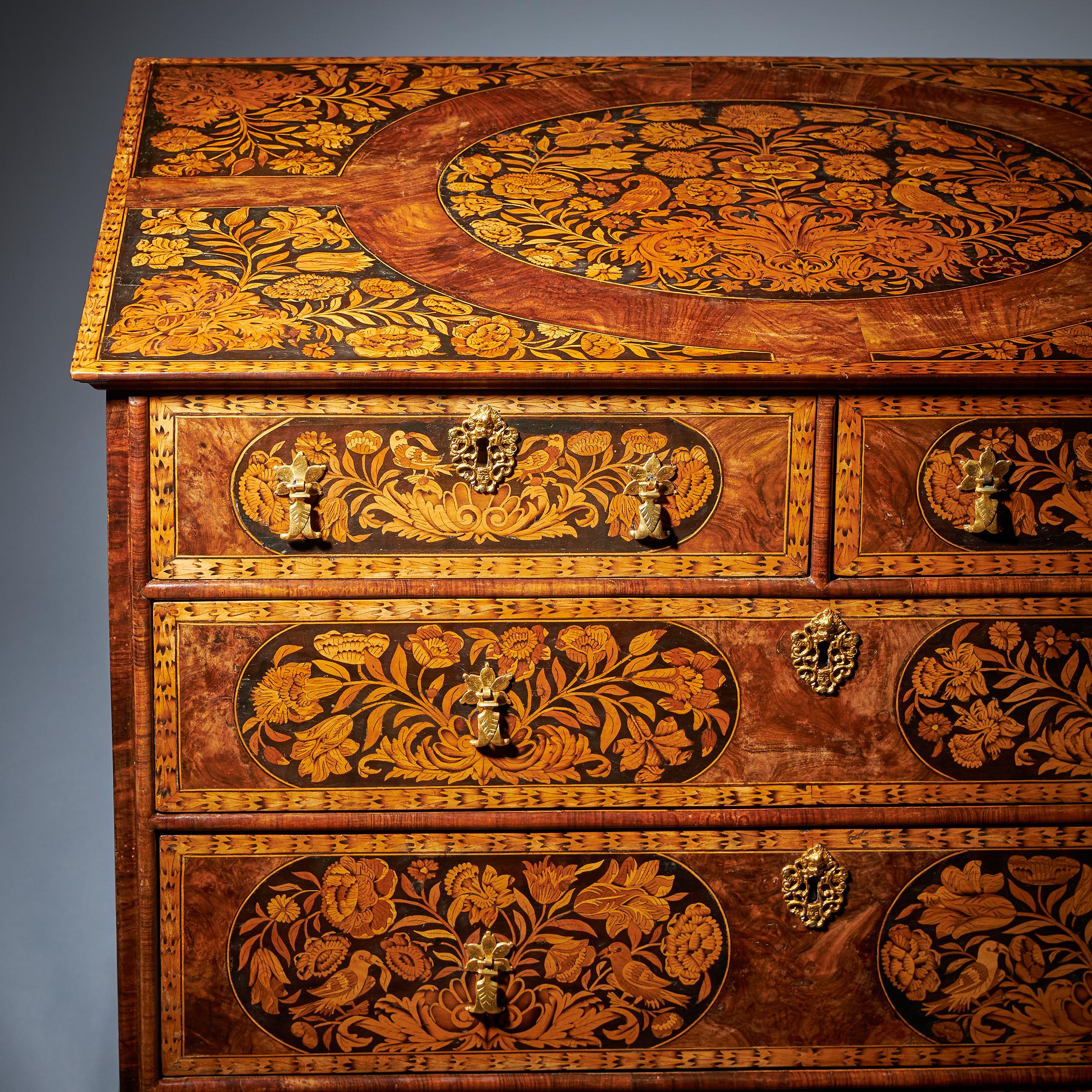 18th Century and Earlier Fine 17th Century William and Mary Figured Walnut Marquetry Chest of Drawers For Sale