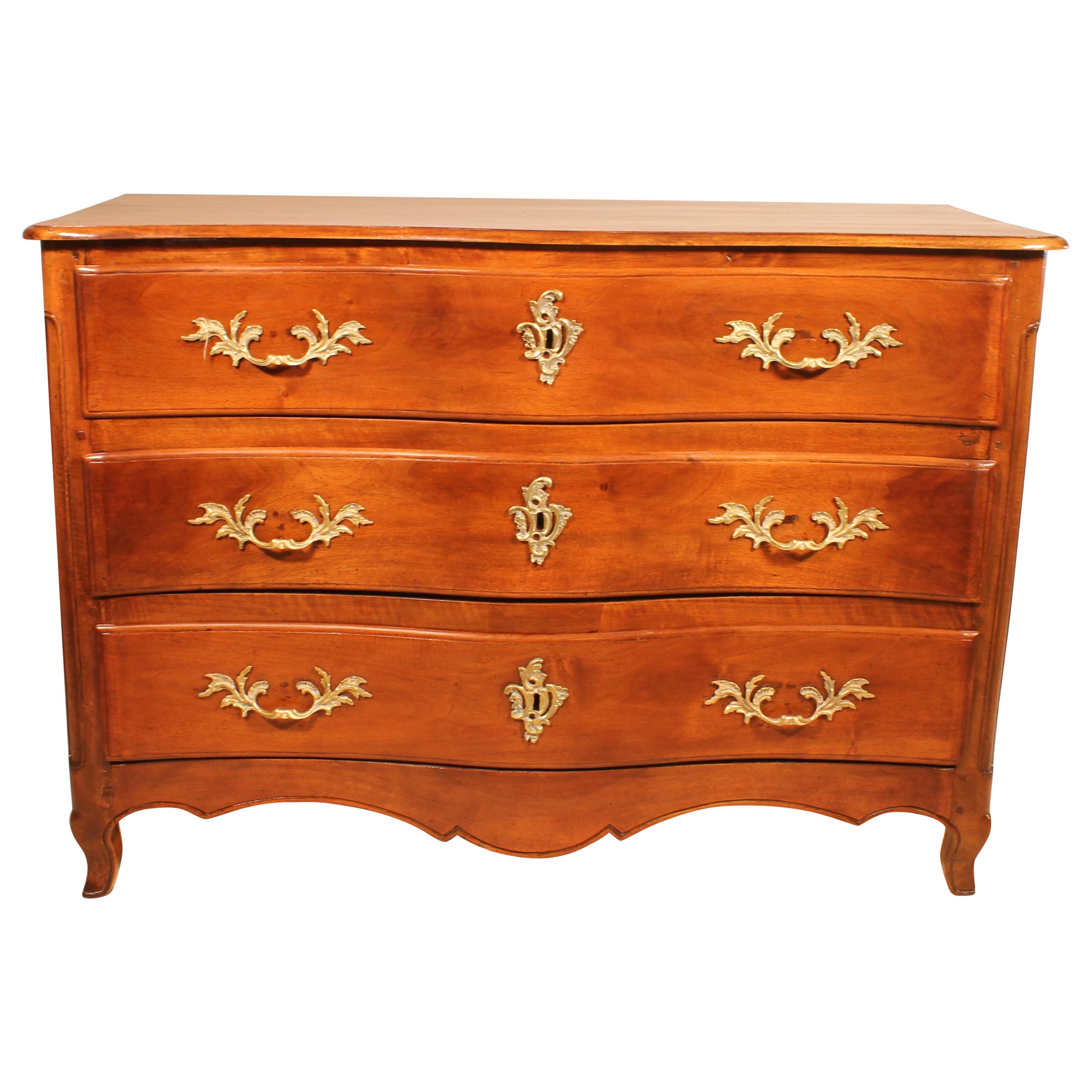Fine 18th Century French Curved Commode in Walnut Louis XV
