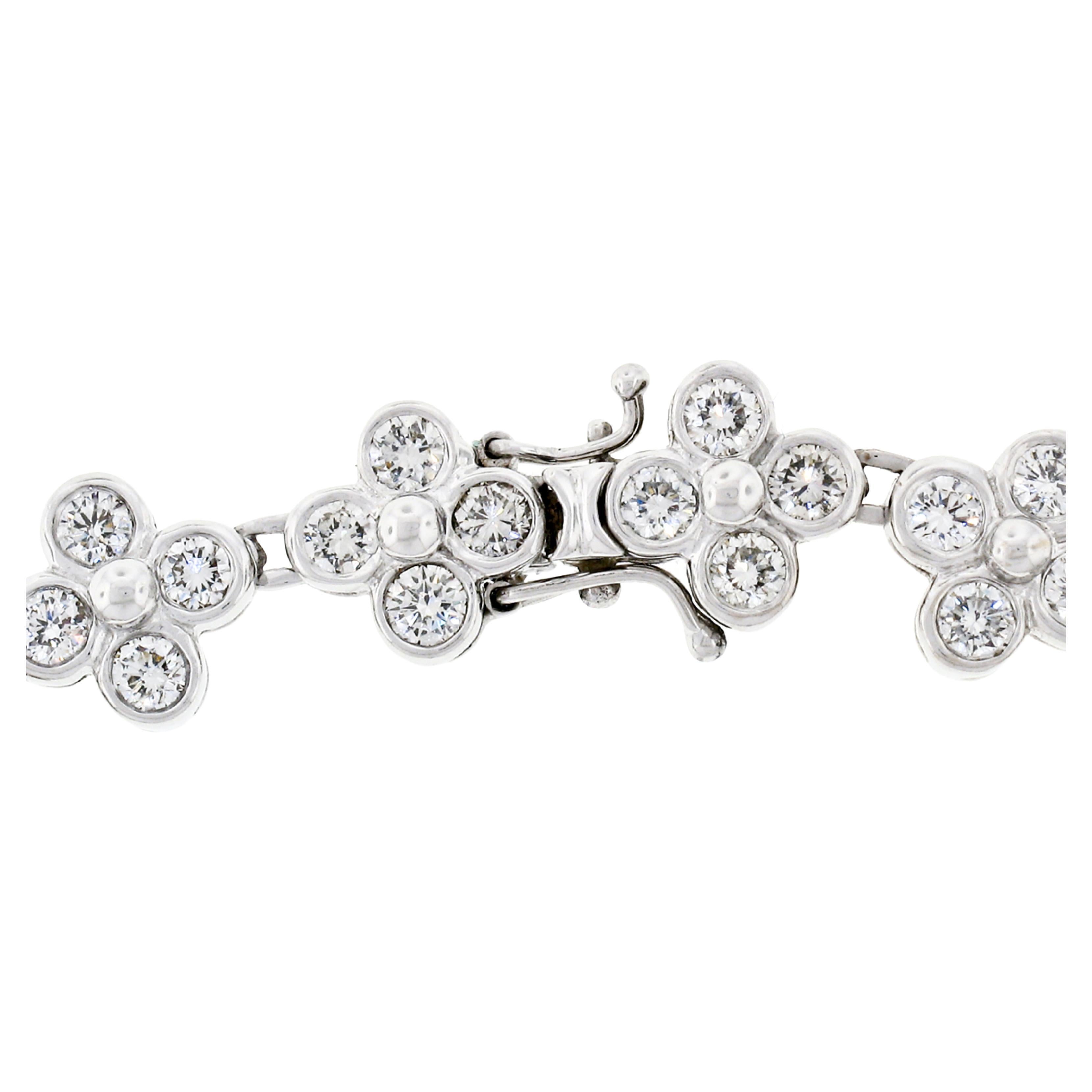 Brilliant Cut Fine 18k Gold 6.12ct Bezel Ideal Diamond Flower Quatrefoil Cluster Link Bracelet