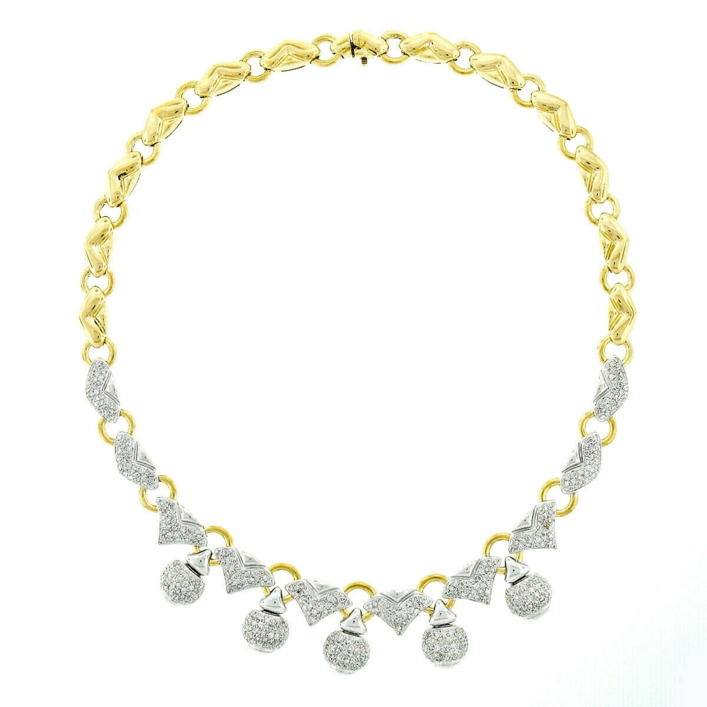Taille ronde Collier fantaisie à franges en or bicolore 18 carats avec grappe de diamants 4,70 carats en vente