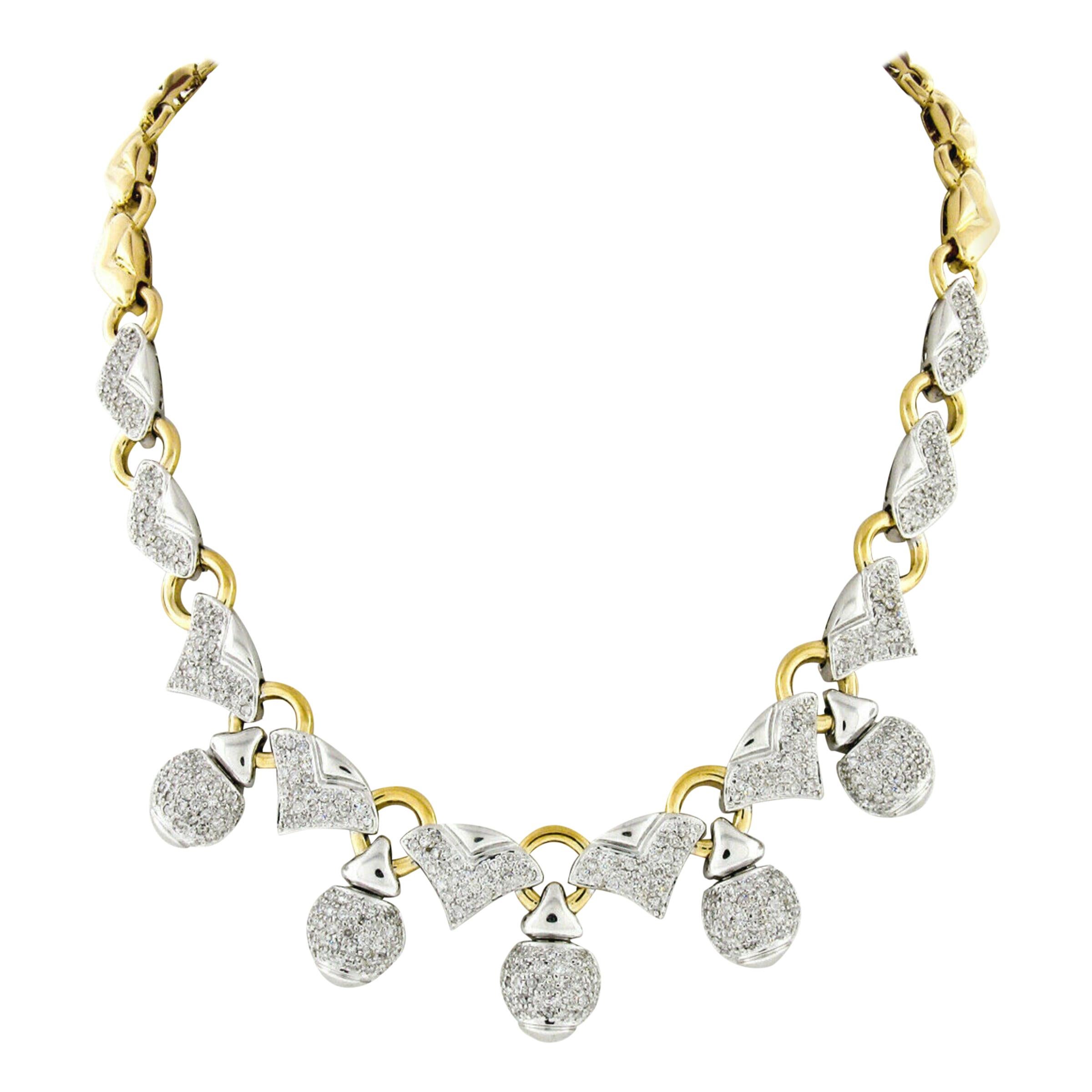 Collier fantaisie à franges en or bicolore 18 carats avec grappe de diamants 4,70 carats en vente
