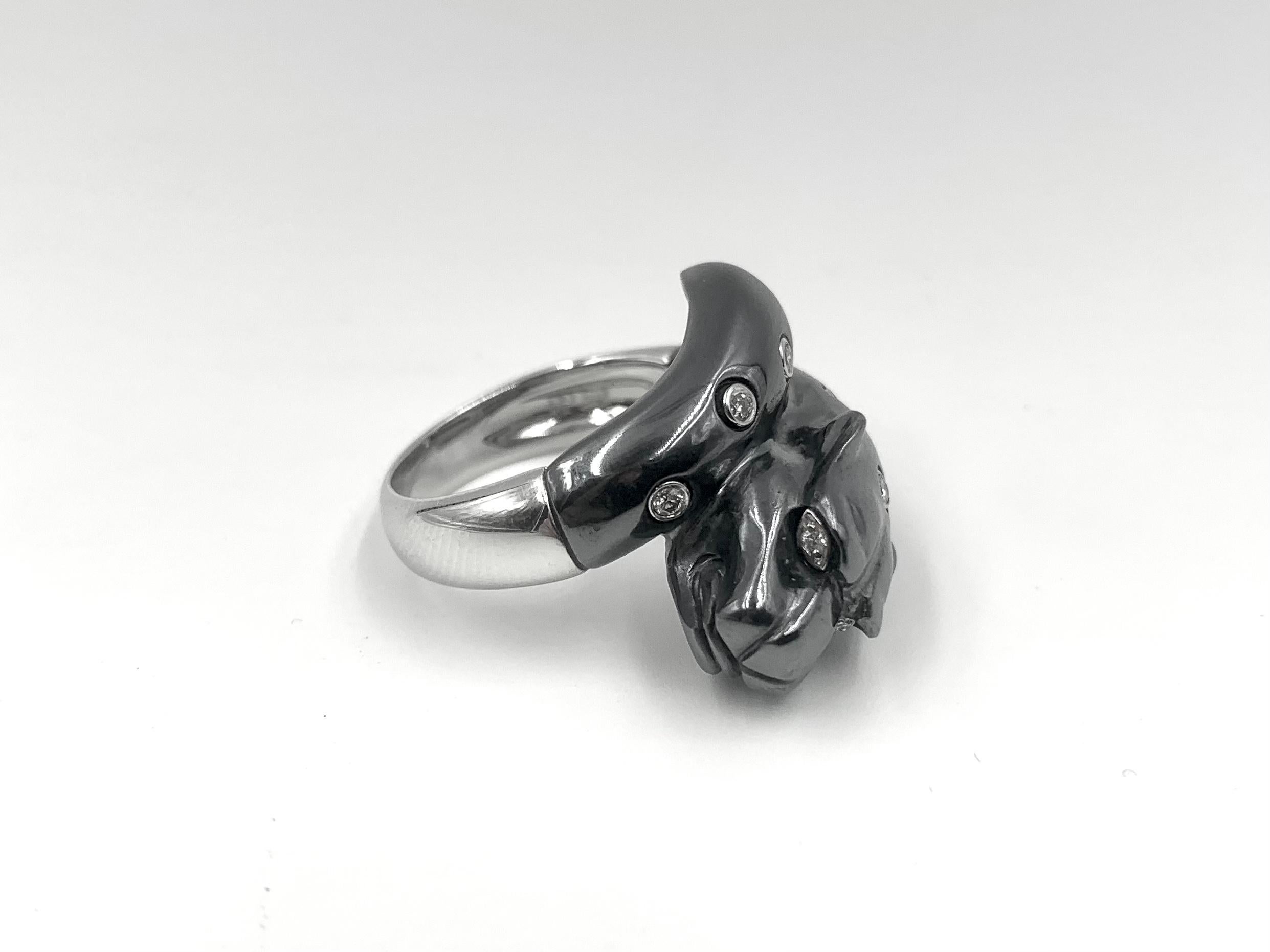 Modern Estate Diamond 18K White Gold and Blackened Gold Panther Ring For Sale