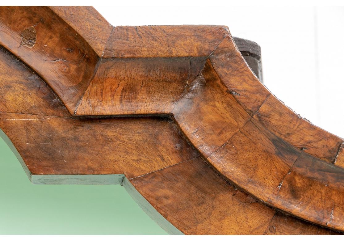 Façade en bois de ronce figuré du 18e/19e siècle en vente 12