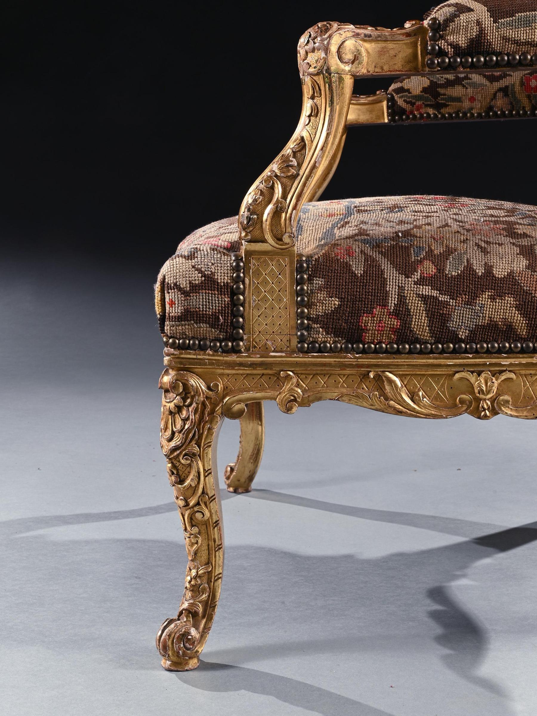 Fine 18th Century French Regence Period Giltwood Armchair Fauteuil For Sale 3