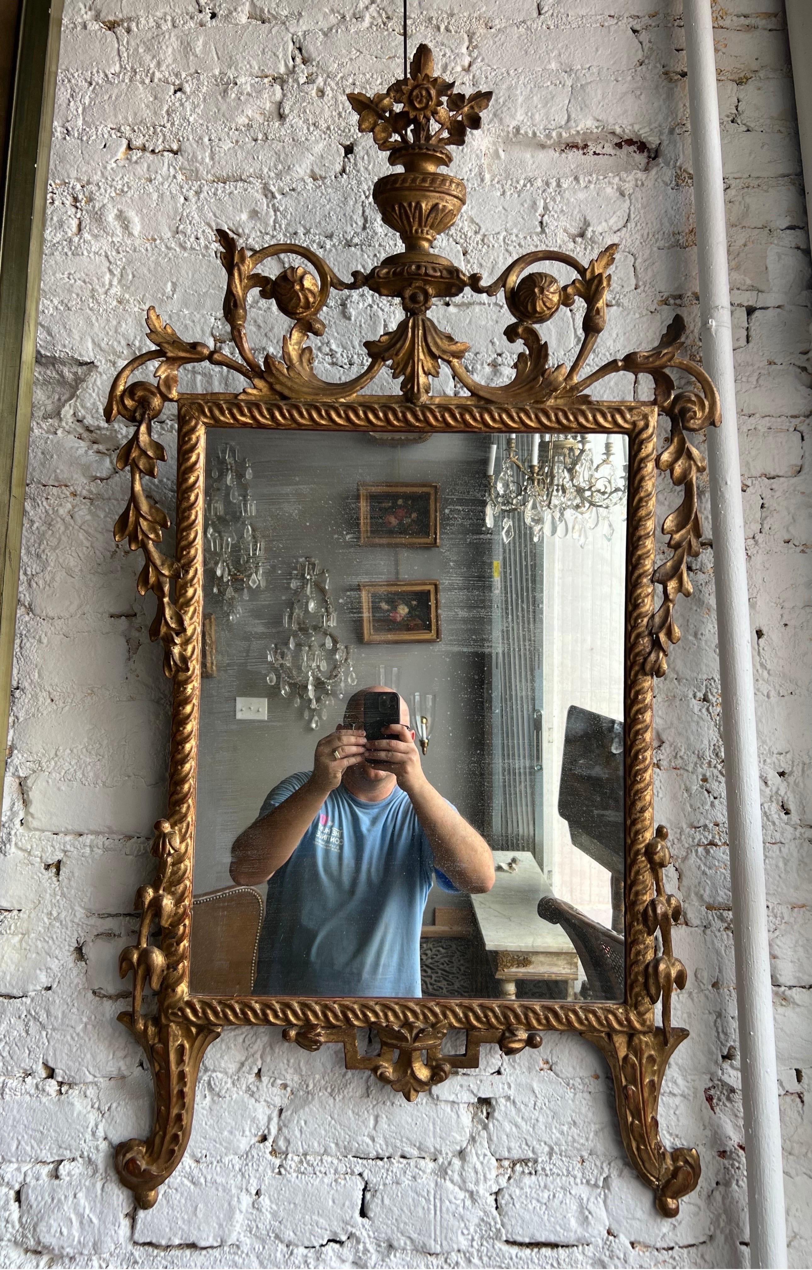 Fine 18th Century Italian Rococo Giltwood Mirror For Sale 5