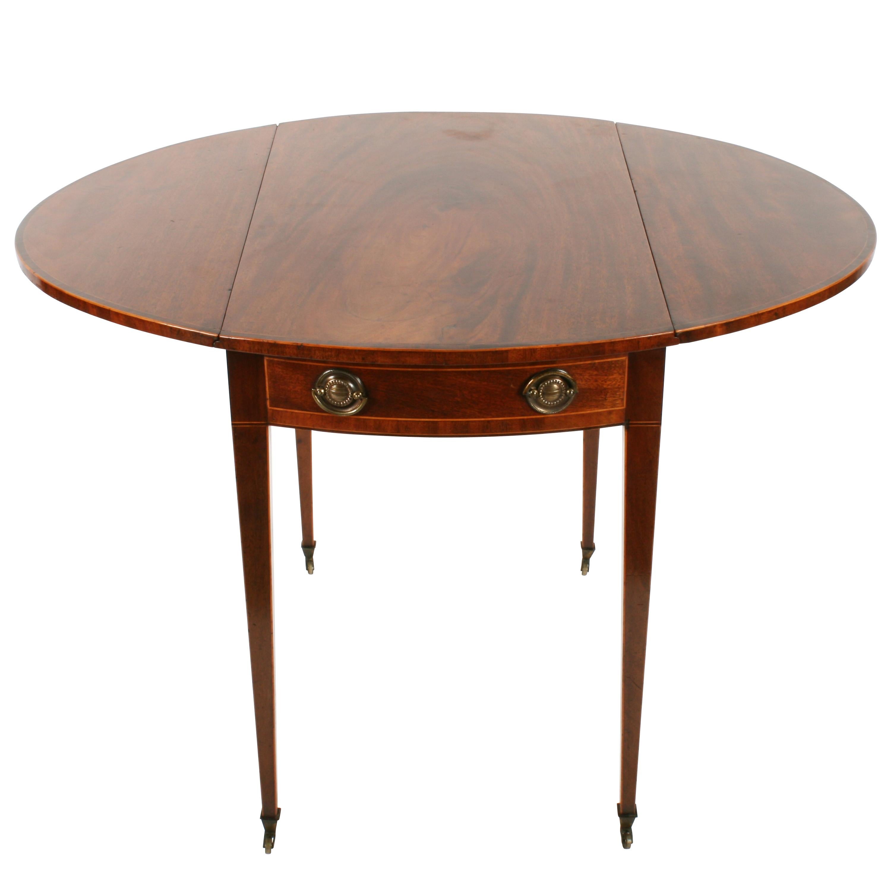 Fine 18th Century Pembroke Table (Englisch)