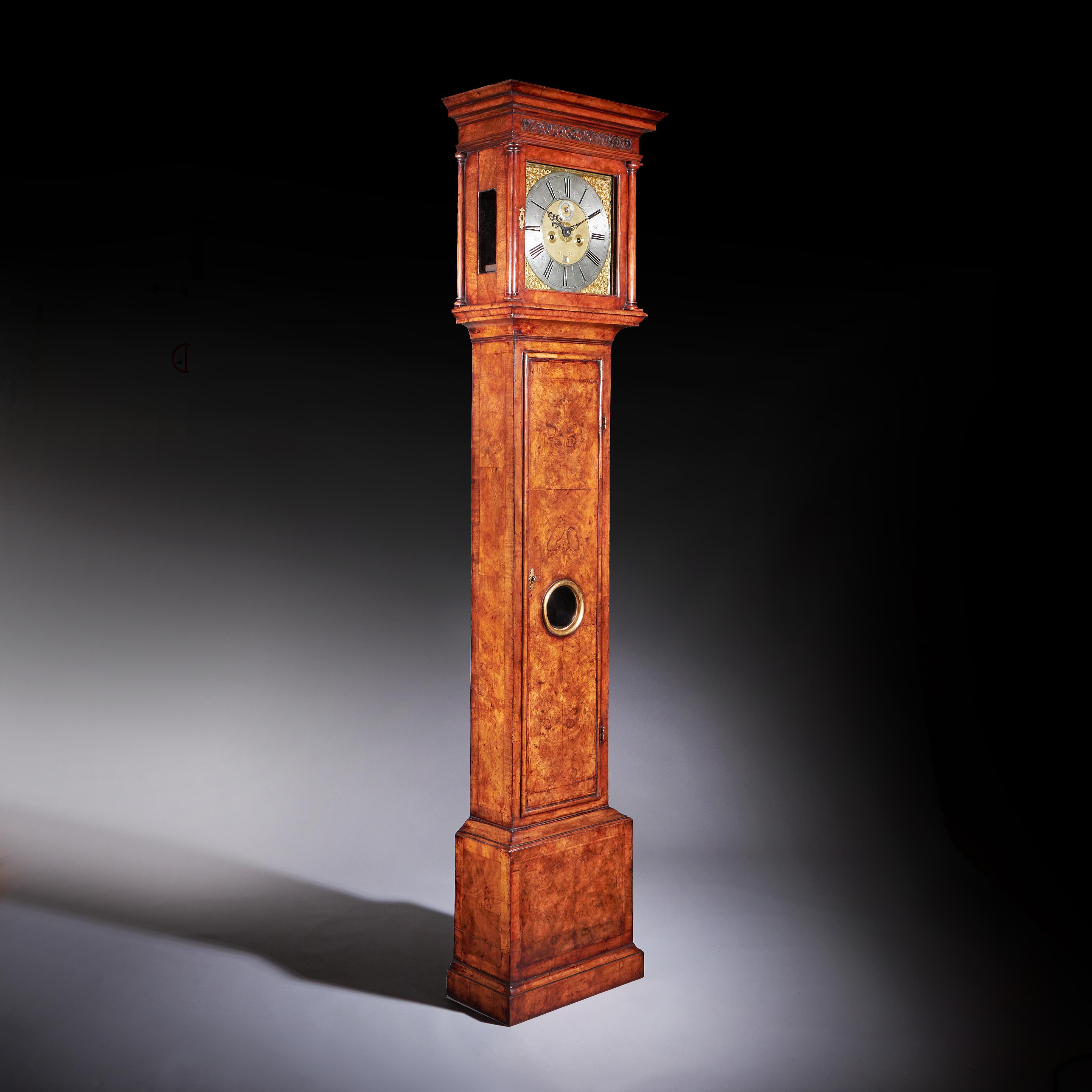 Fine 18th Century Queen Anne Burr Walnut Eight-Day Longcase Clock In Good Condition For Sale In Oxfordshire, United Kingdom