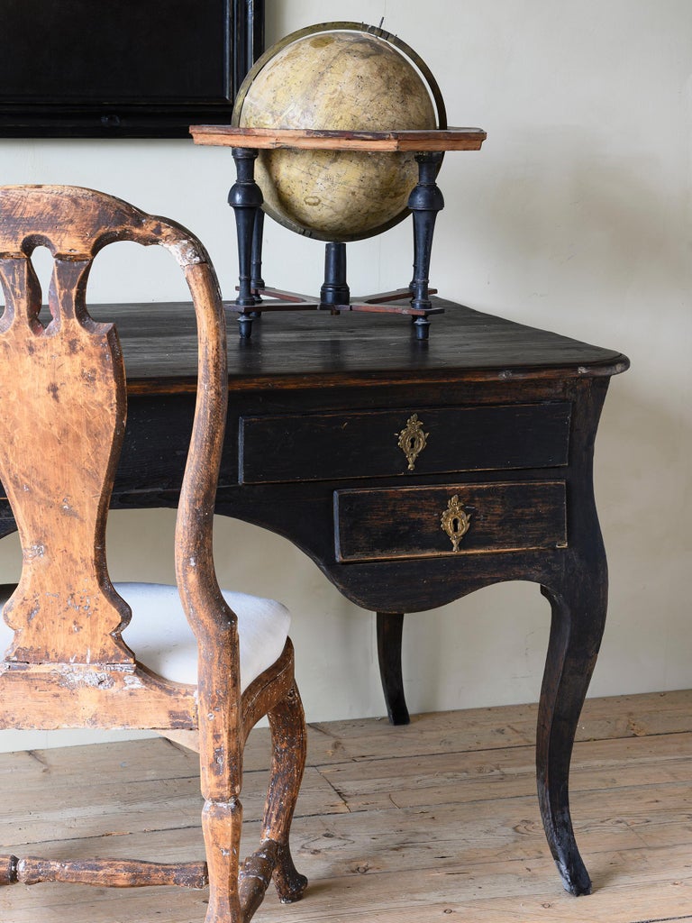 Pine Fine 18th Century Swedish Rococo Desk For Sale