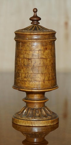 FINE 18TH CENTURY TURNED CASTLE POT HOLDING PERiOD CARVED CHESS SET MUST SEE